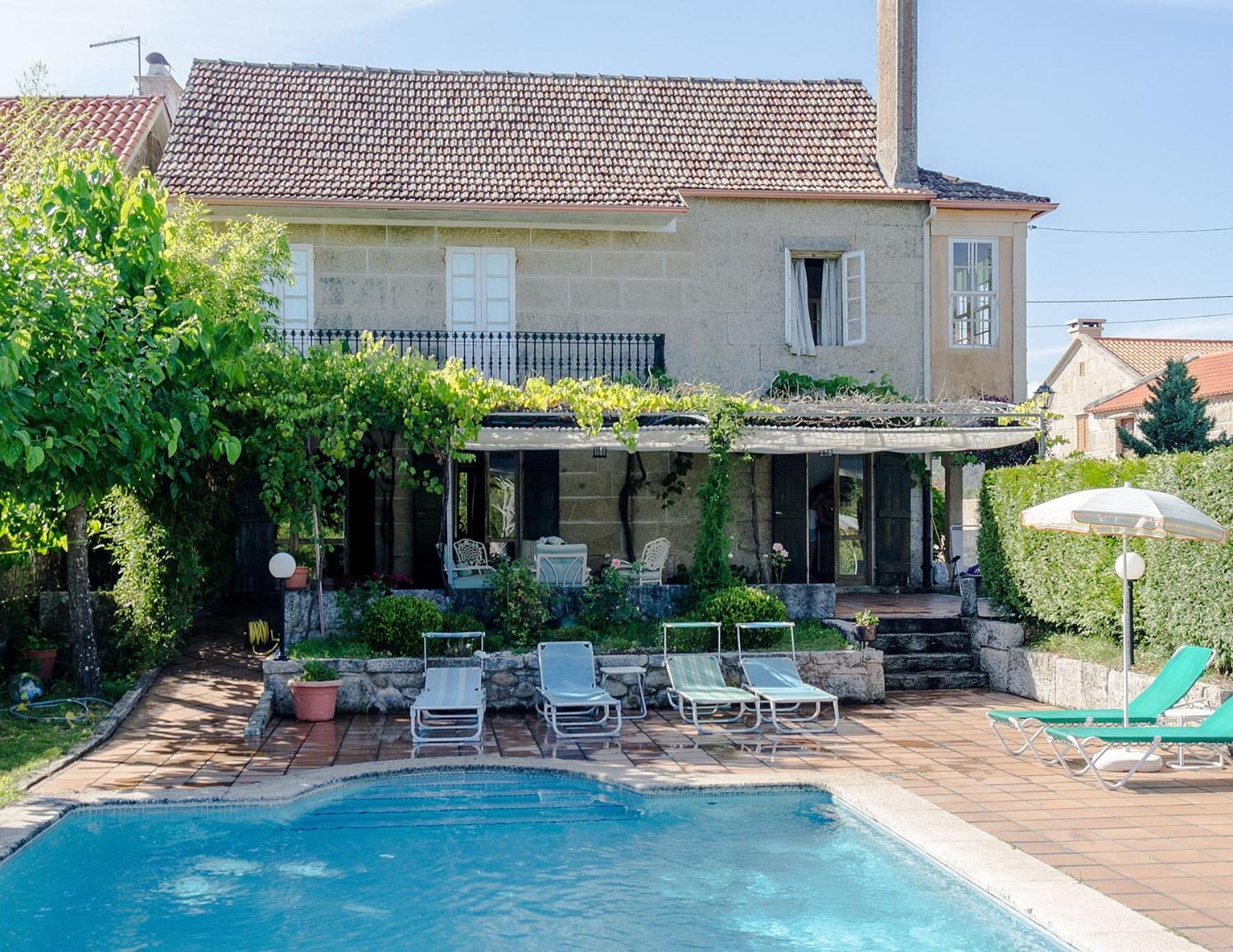 Casa Anceu ArchsenseApartments.