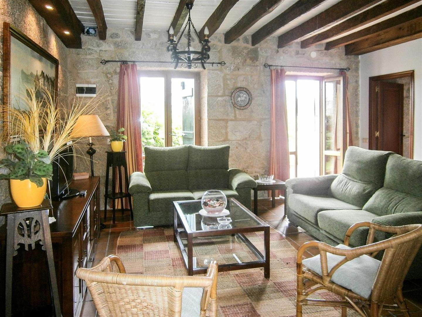 Casa Anceu ArchsenseApartments.