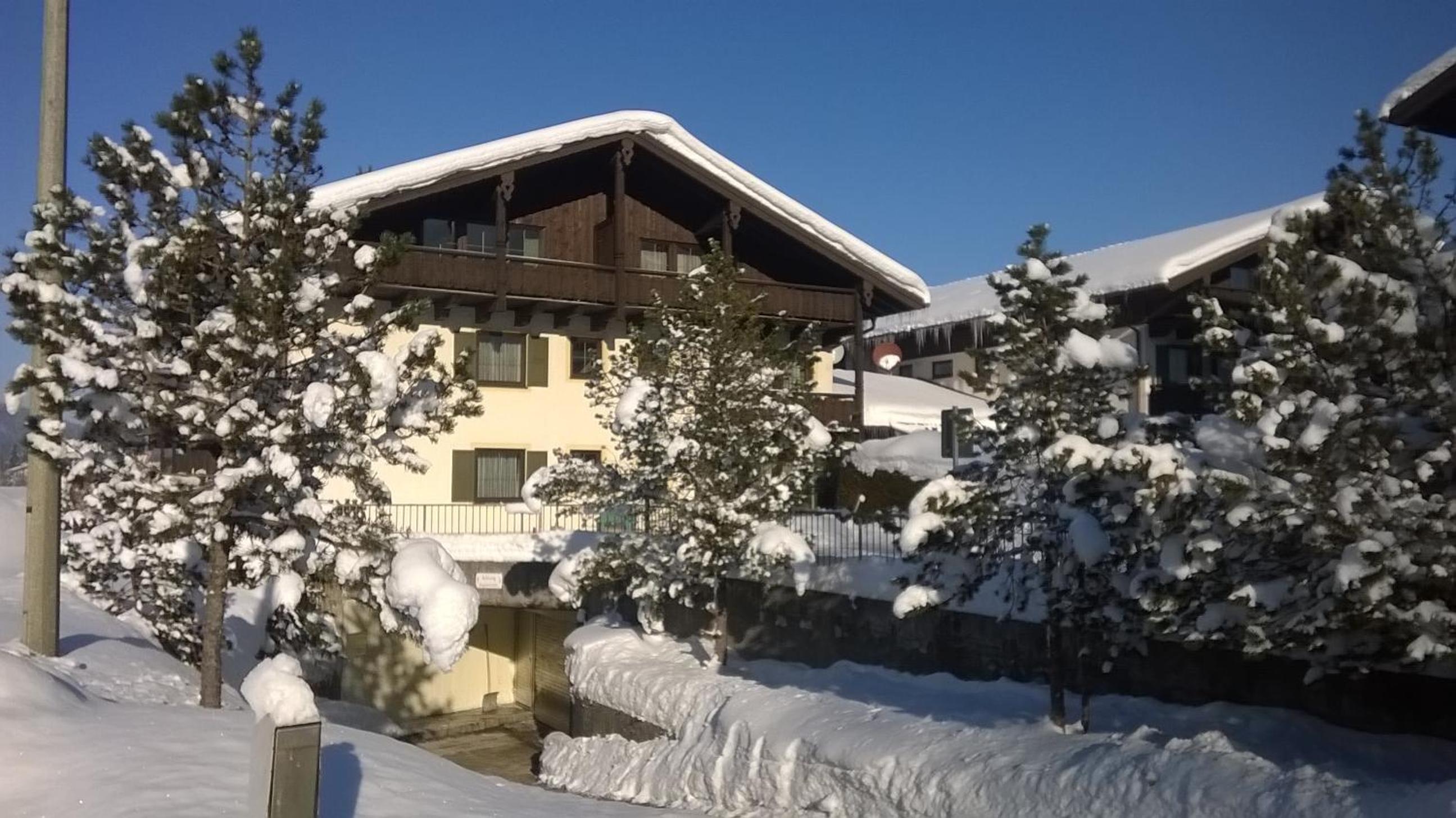 Alpina Inzell 223 view 2
