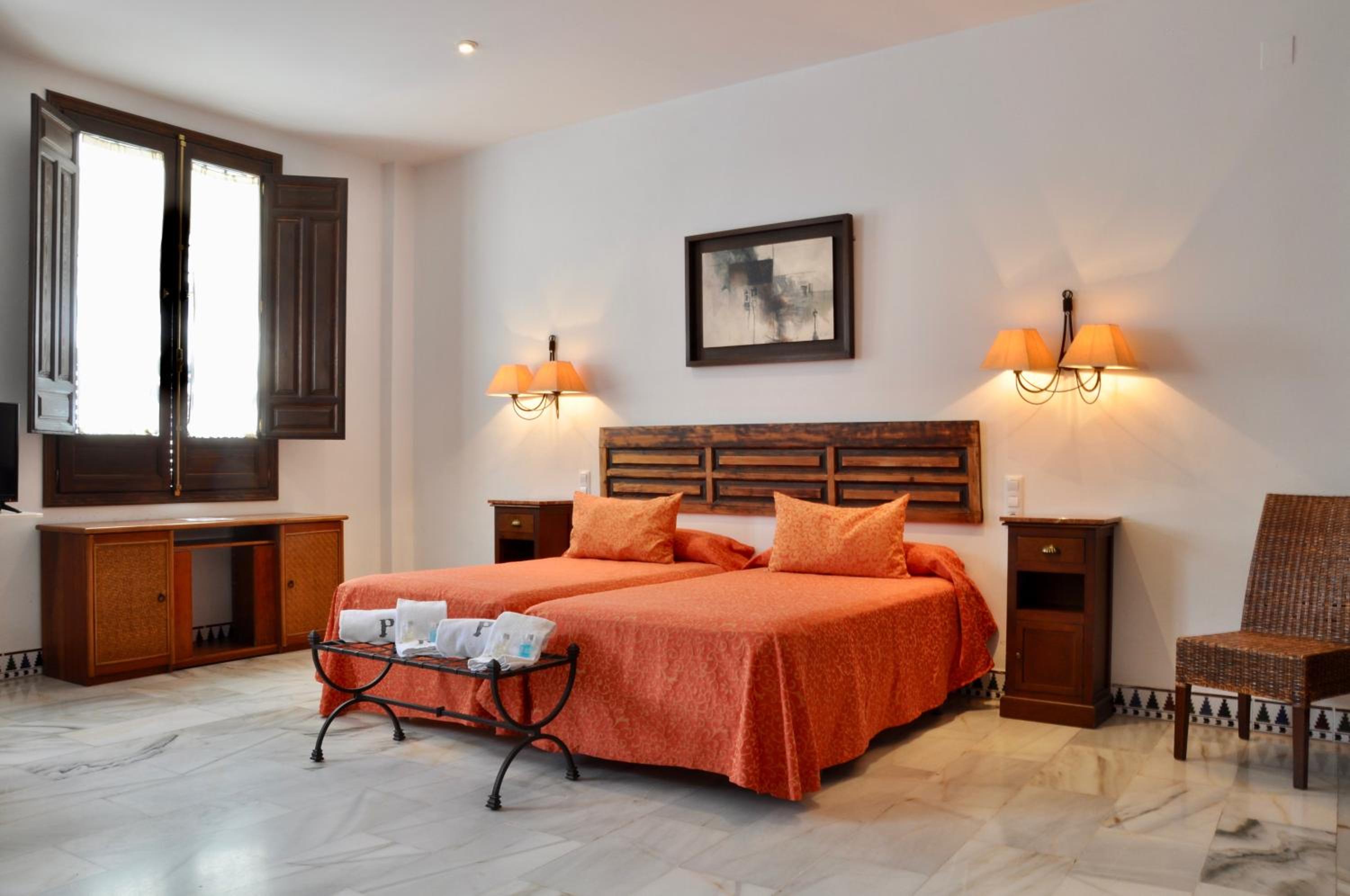 Apartamentos Plaza