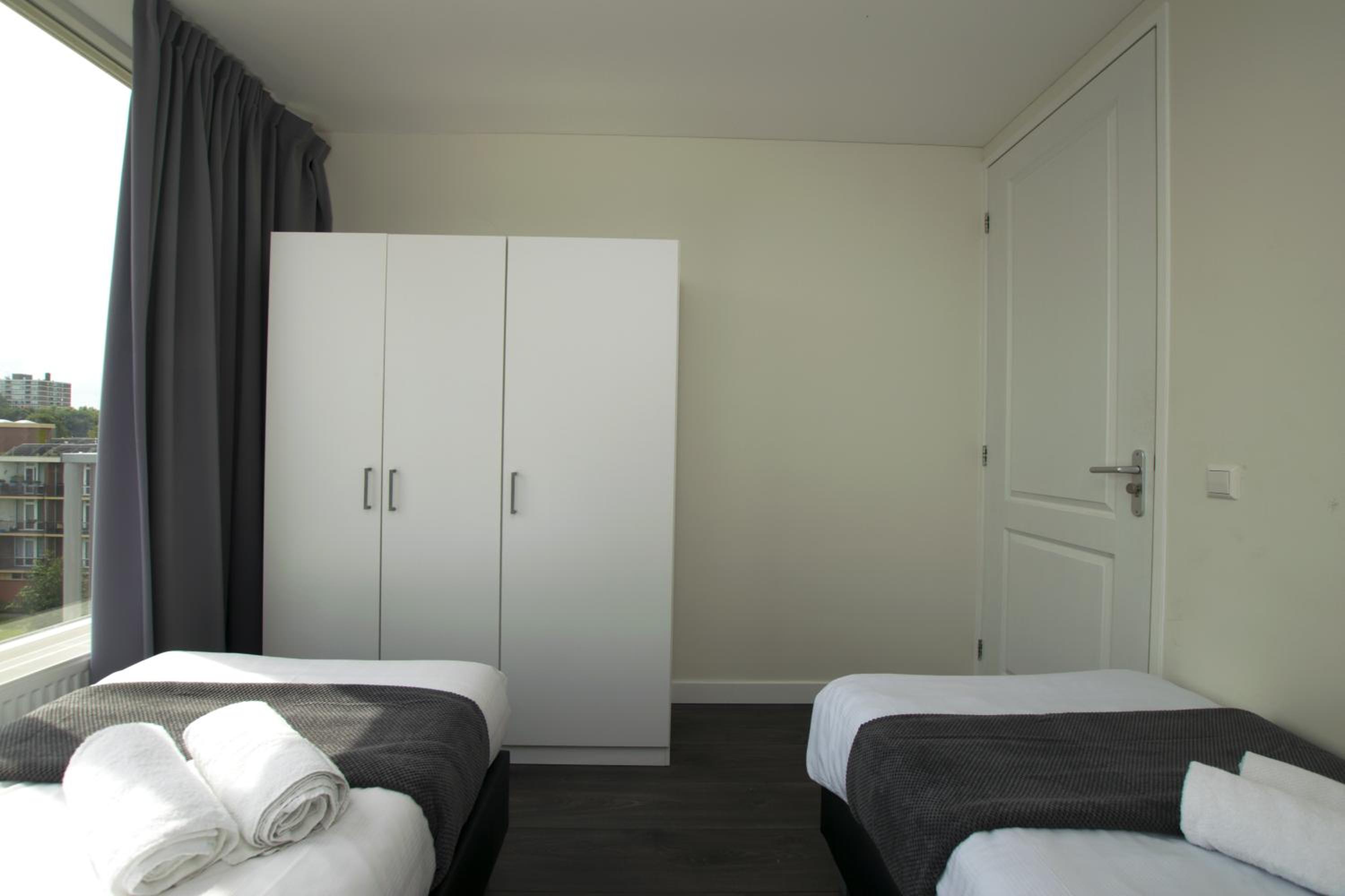 White Moon Apartment