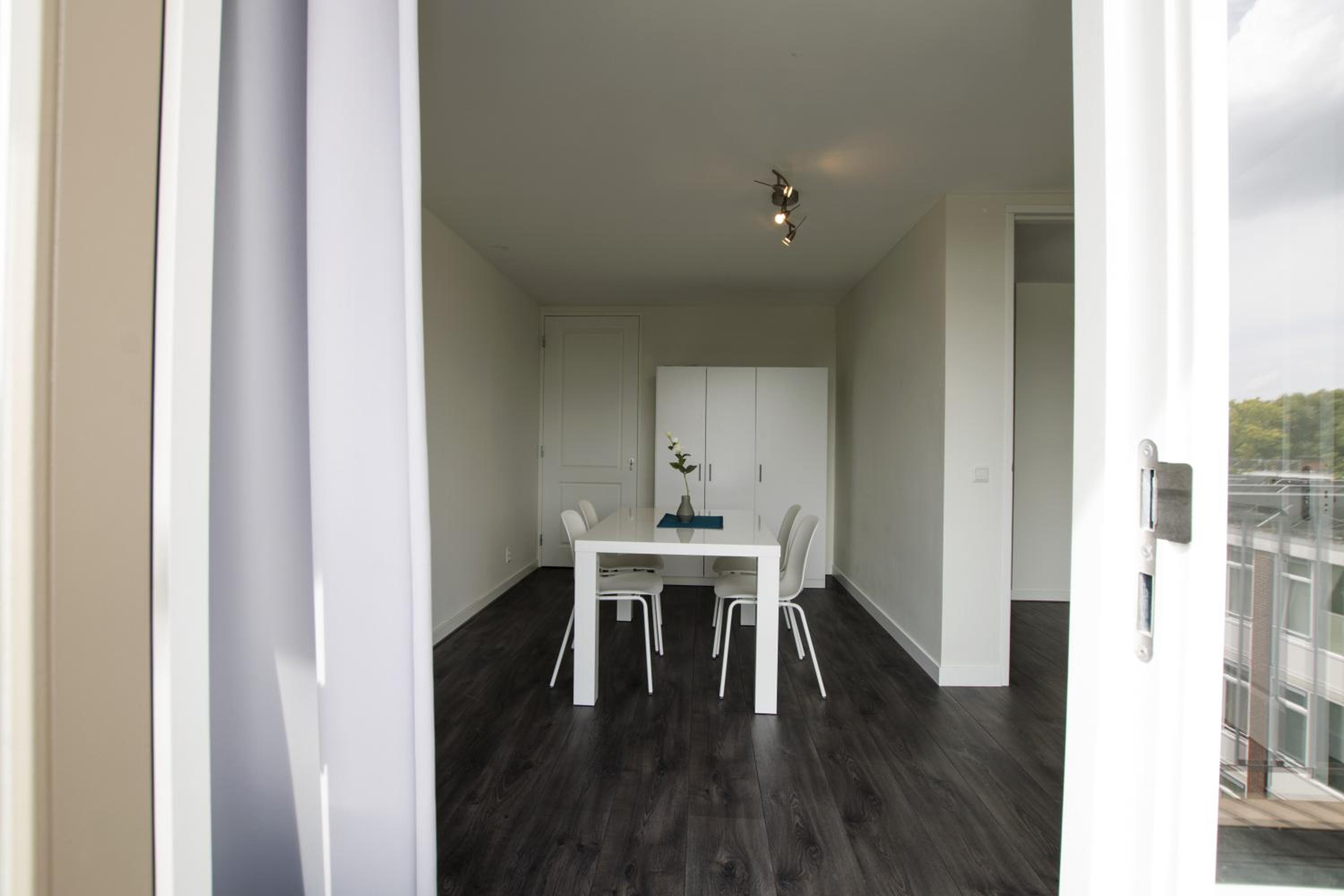 White Moon Apartment