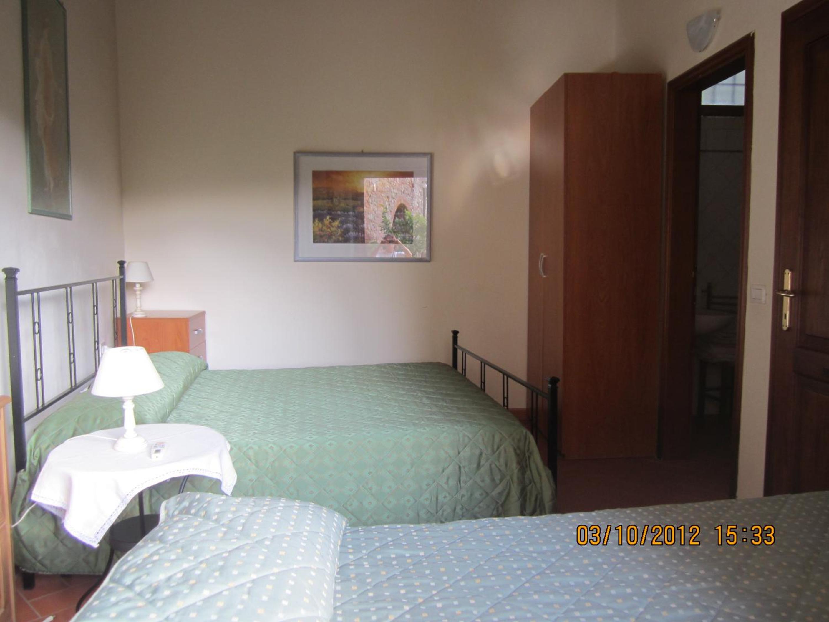 Photo 42
