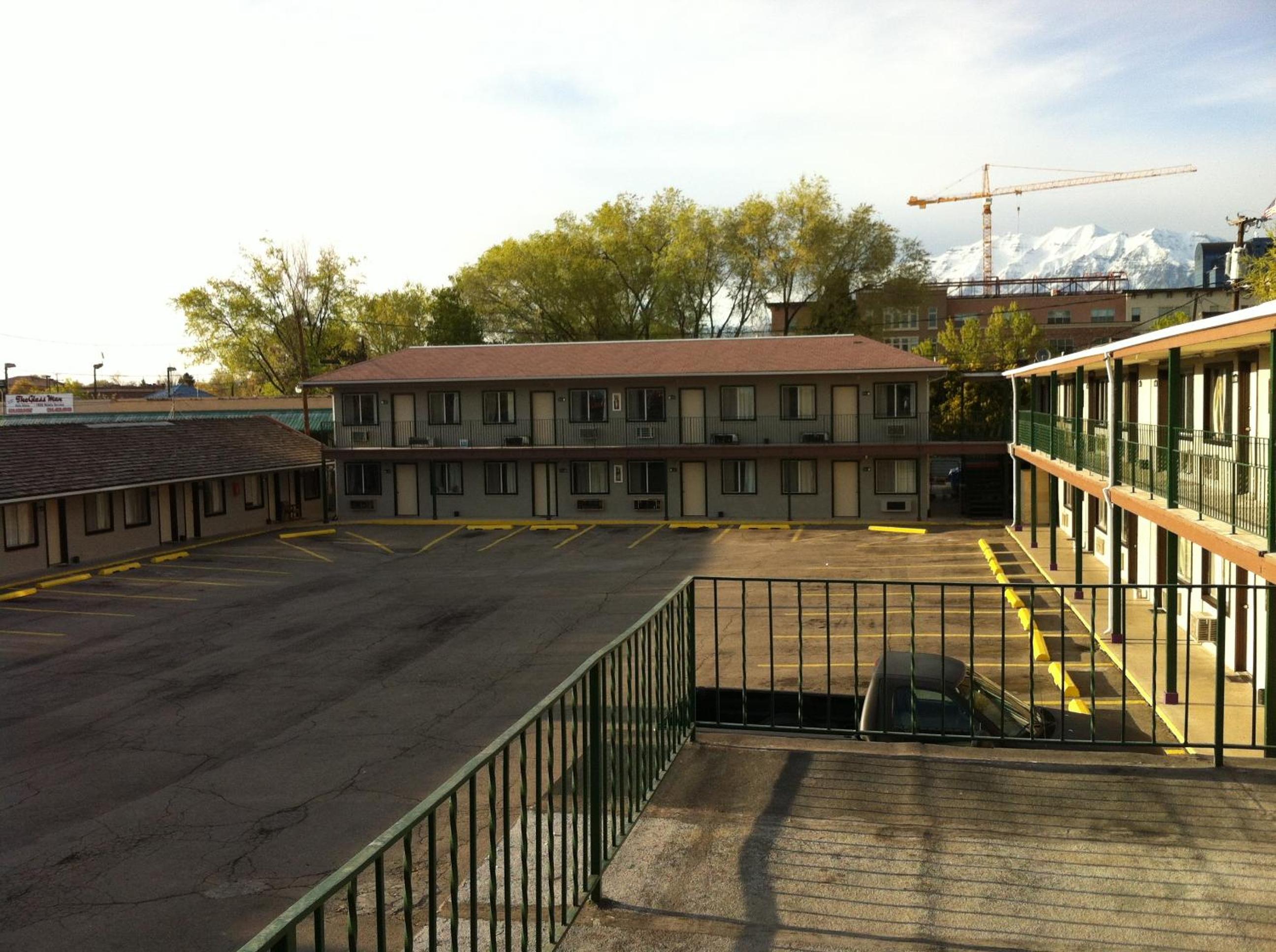Provo Inn & Suites