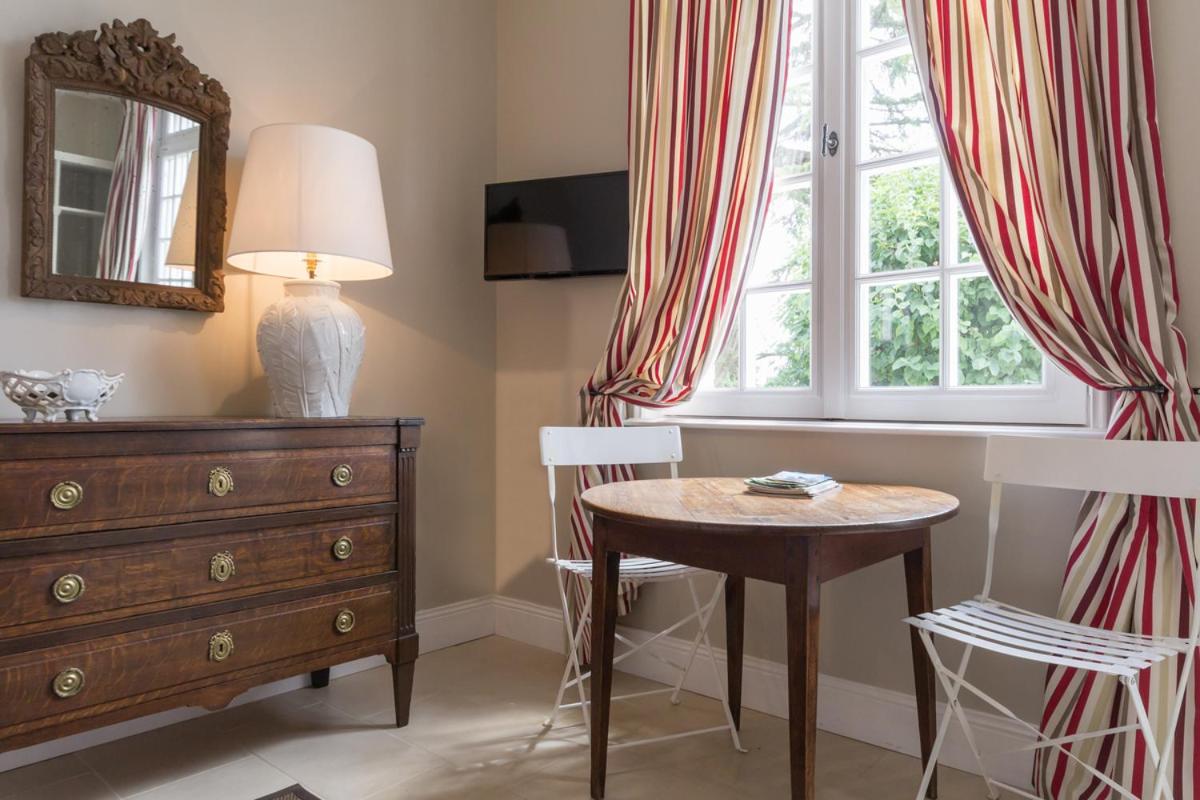 Chambre d'hotes de la Vallee view 2