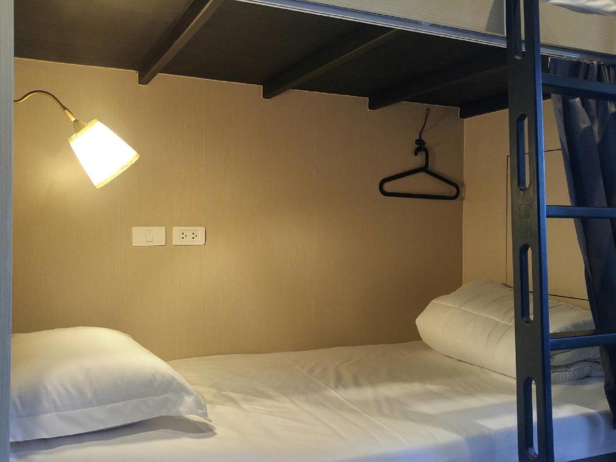 Rowhou8e Hostel Hua Hin 106