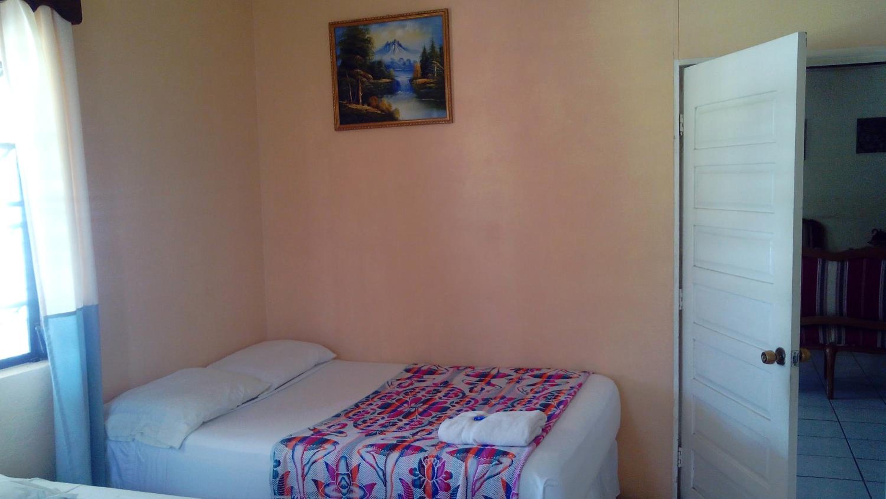 Don Santiago Guesthouse Downtown