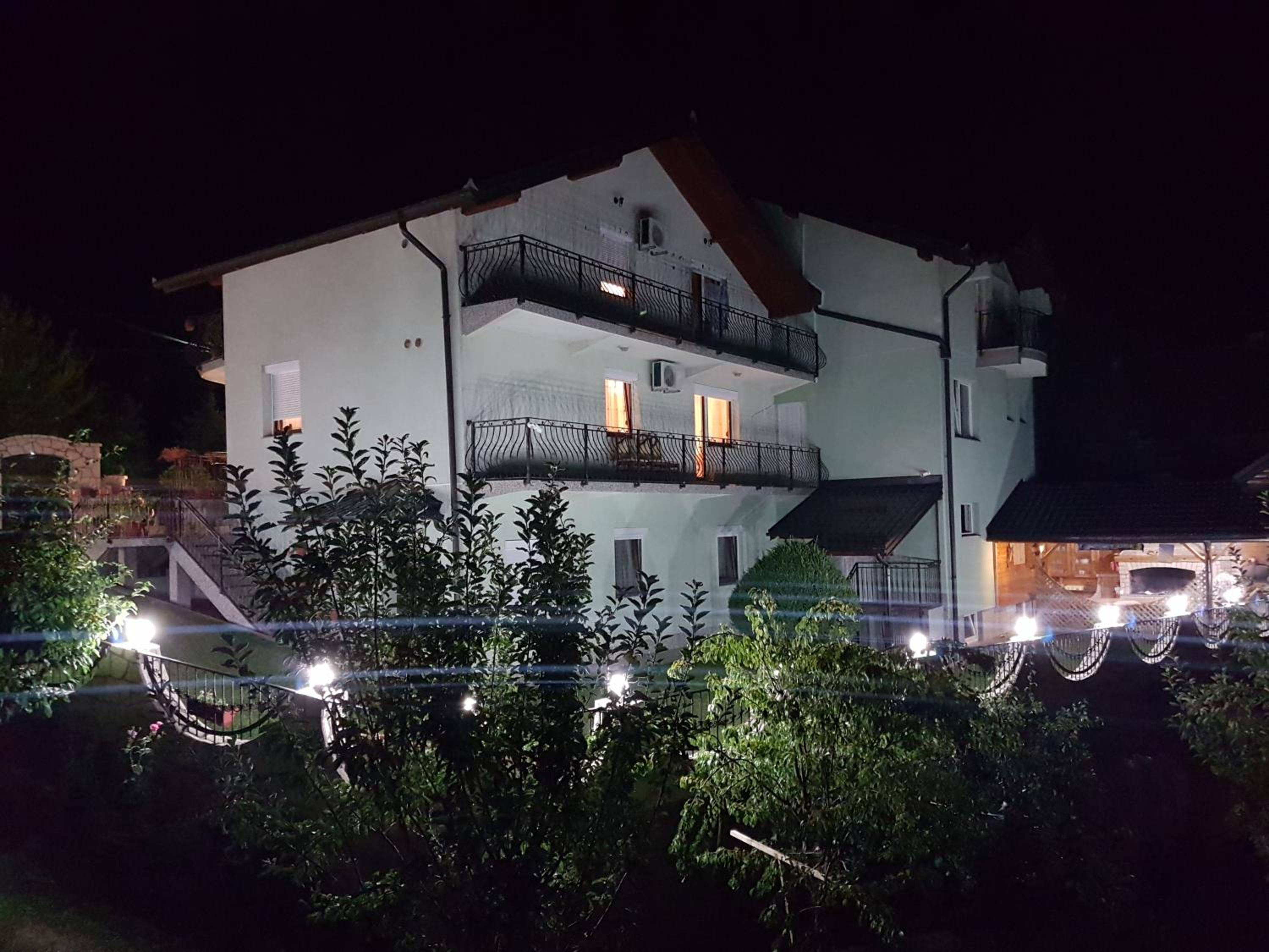 Guest house Dinka