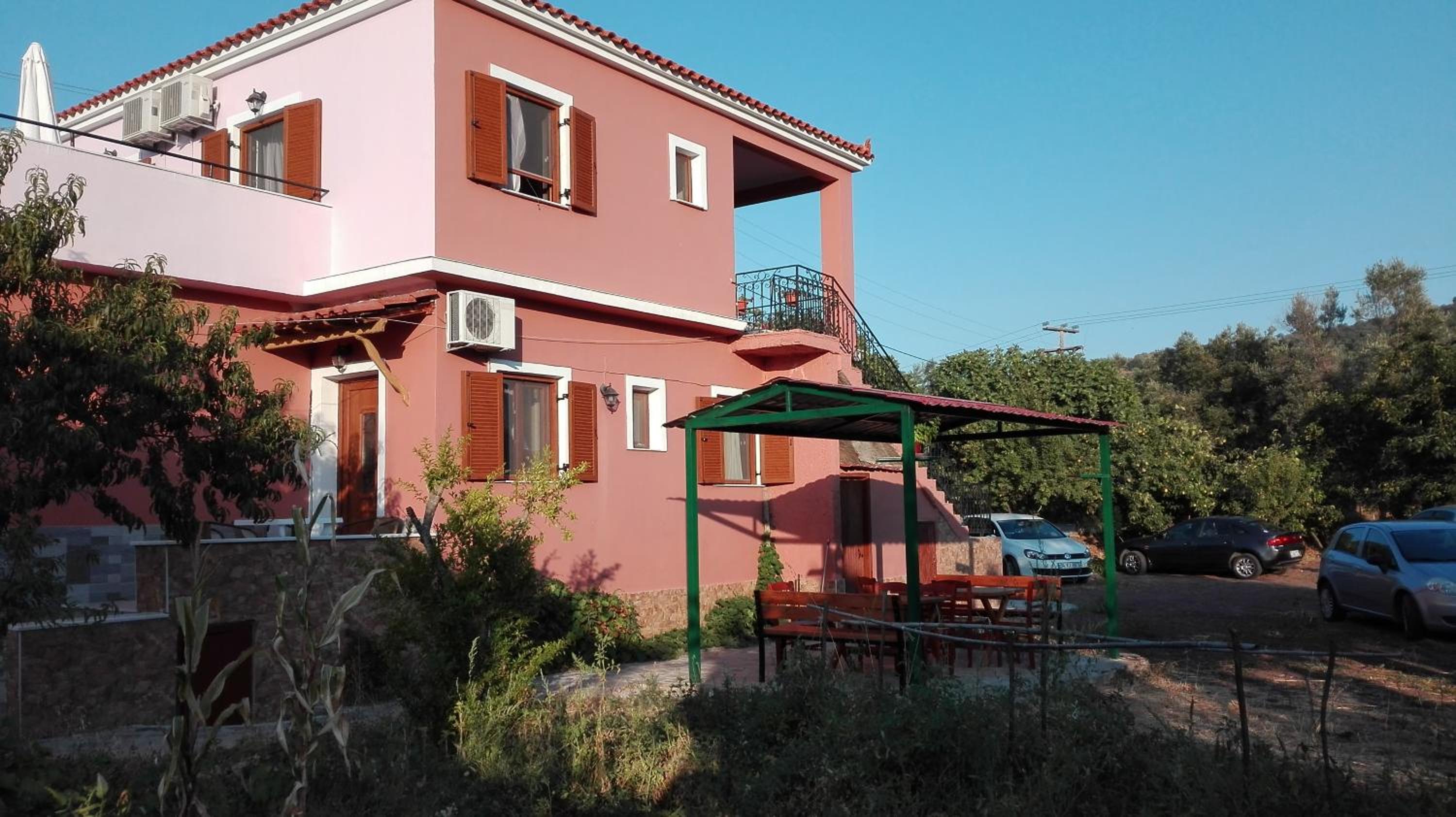 Vassilis Studios