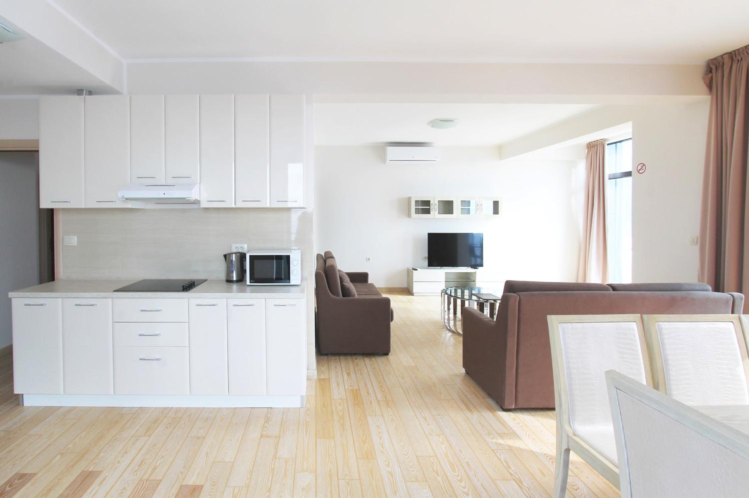 Apartments Aqua