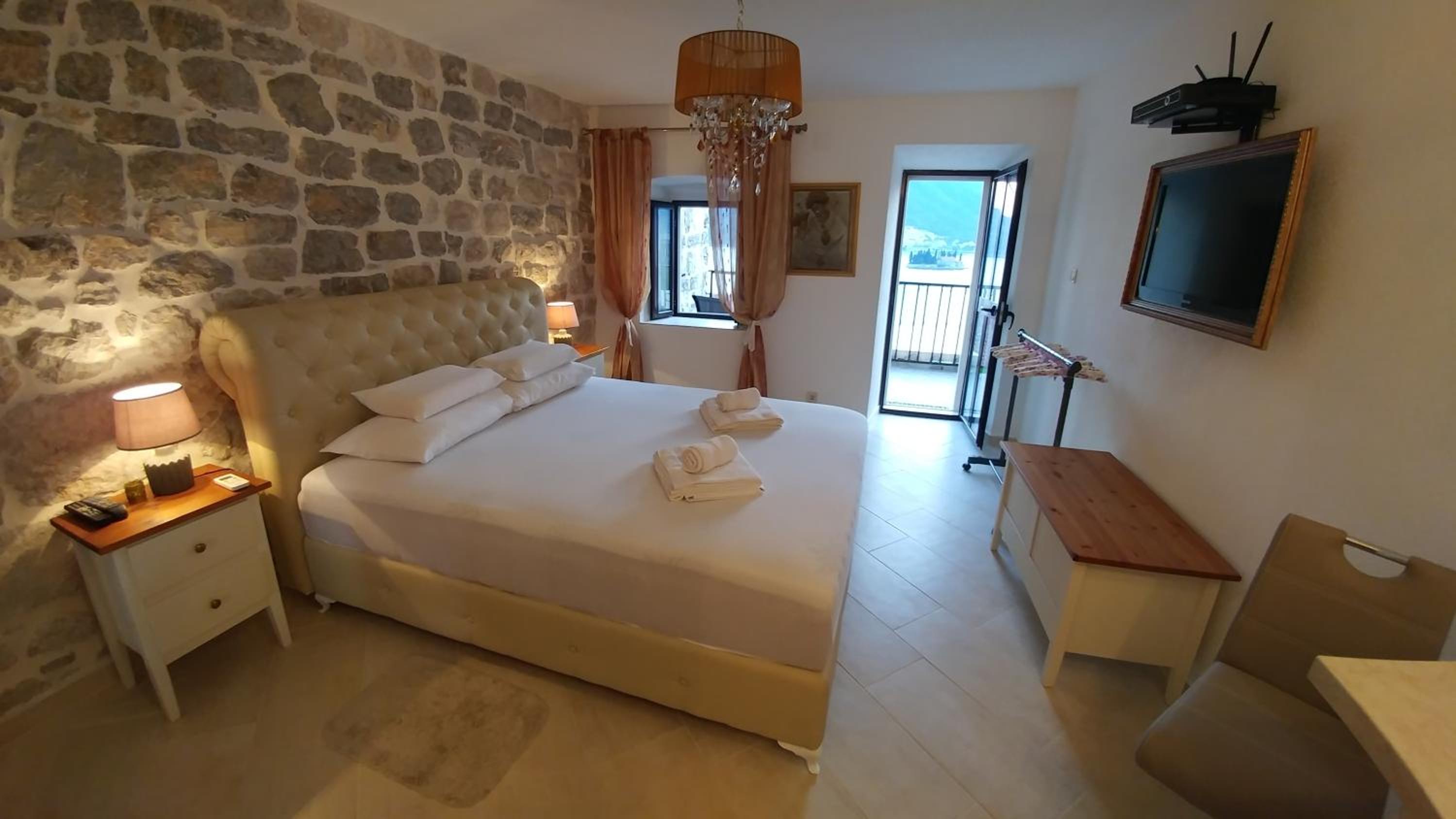 Bella Vista Zmukic view 2