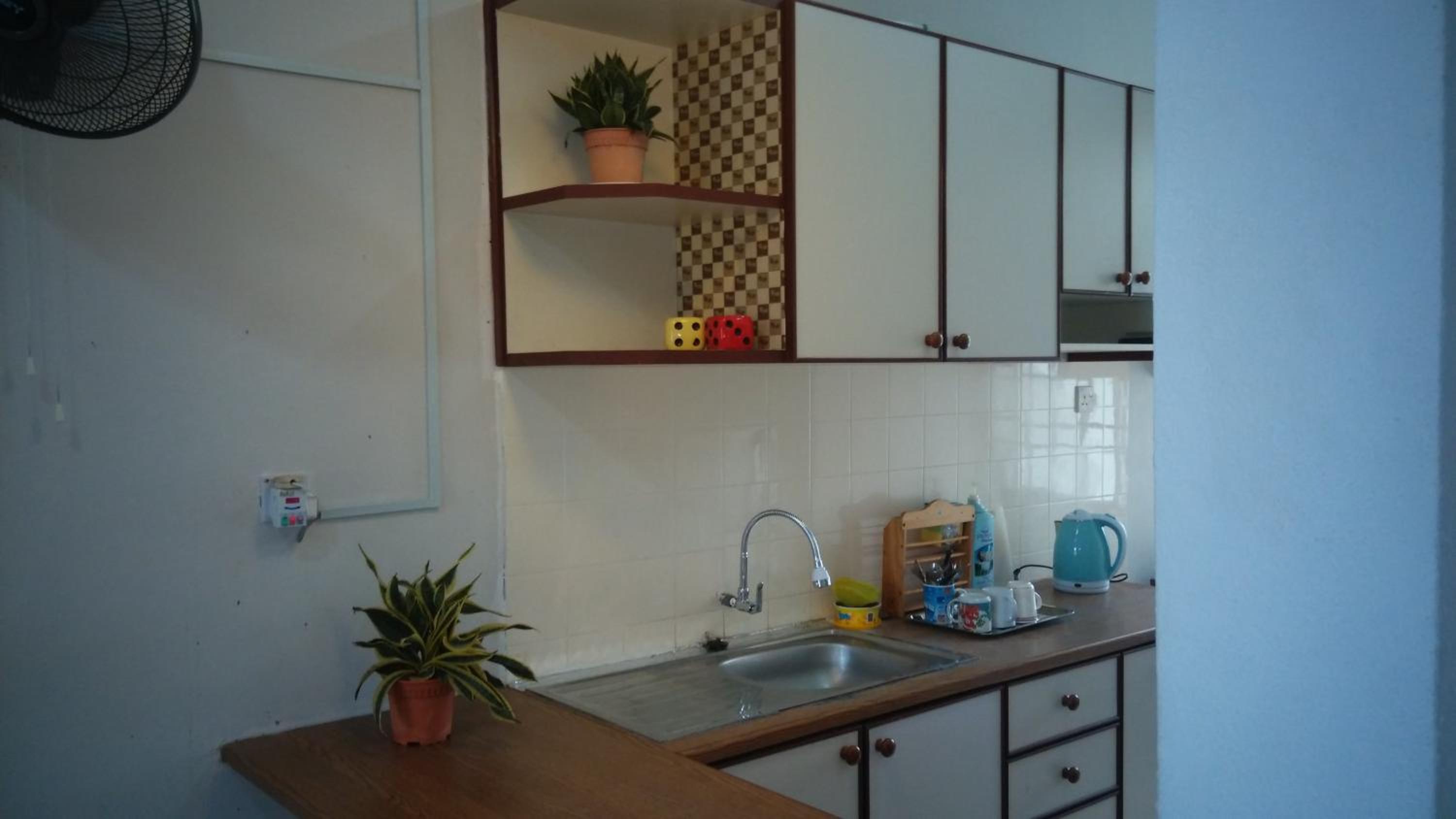 Pinang Beach Apartment @ Bayu Emas