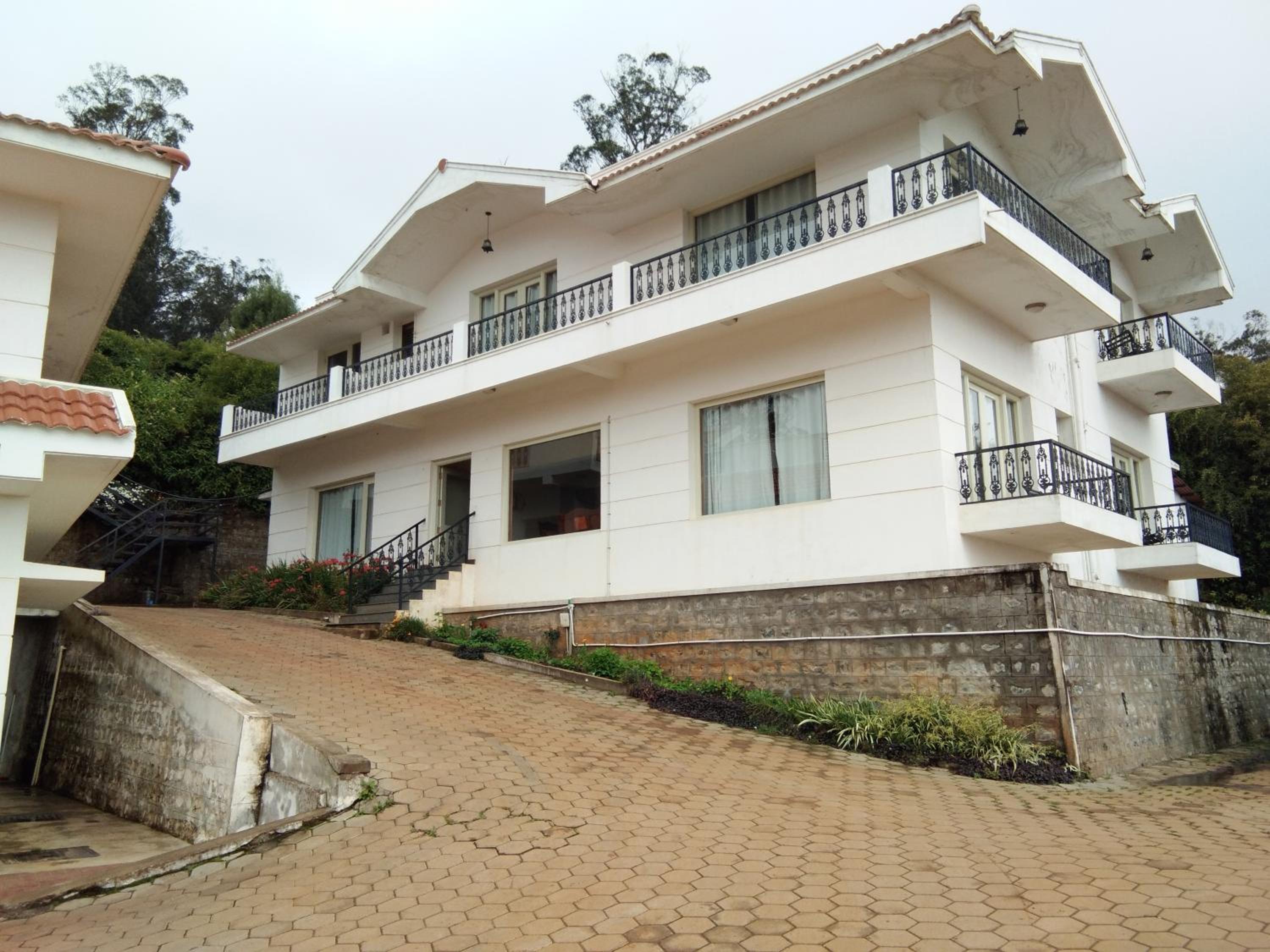 Berry Hills Resort