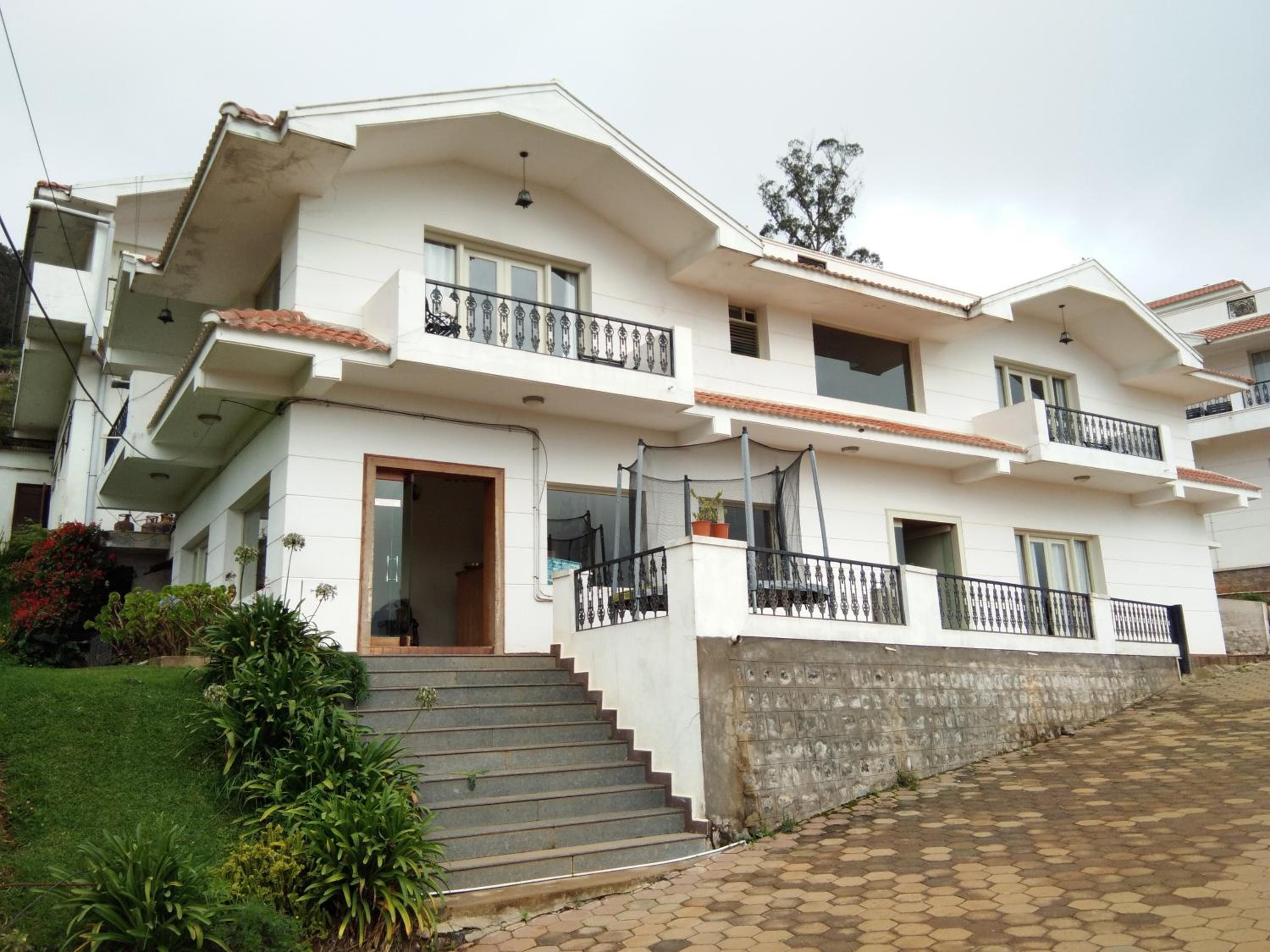 Berry Hills Resort