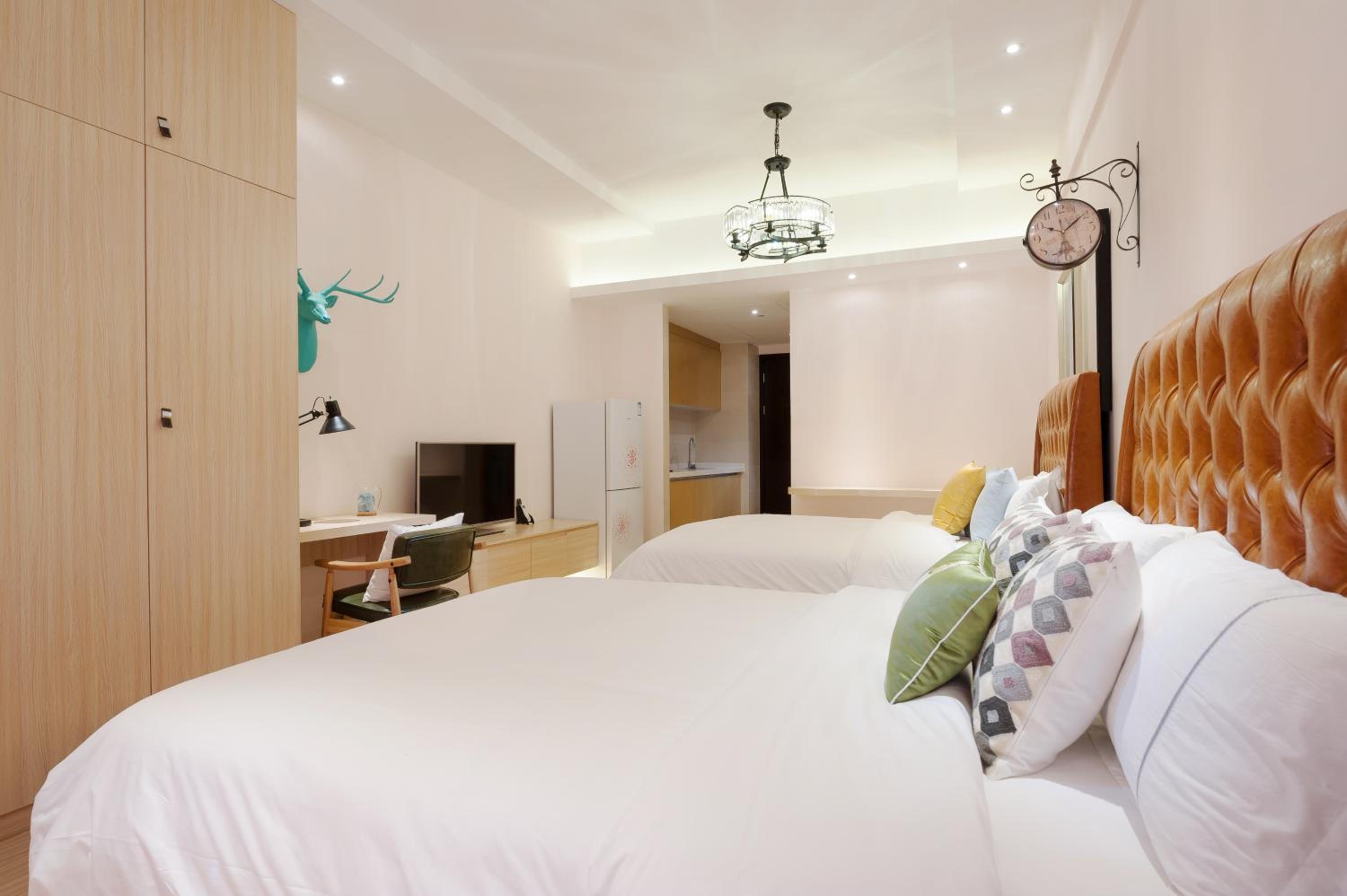 Yumi Huanju Apartment -广州东站 燕塘地铁站店