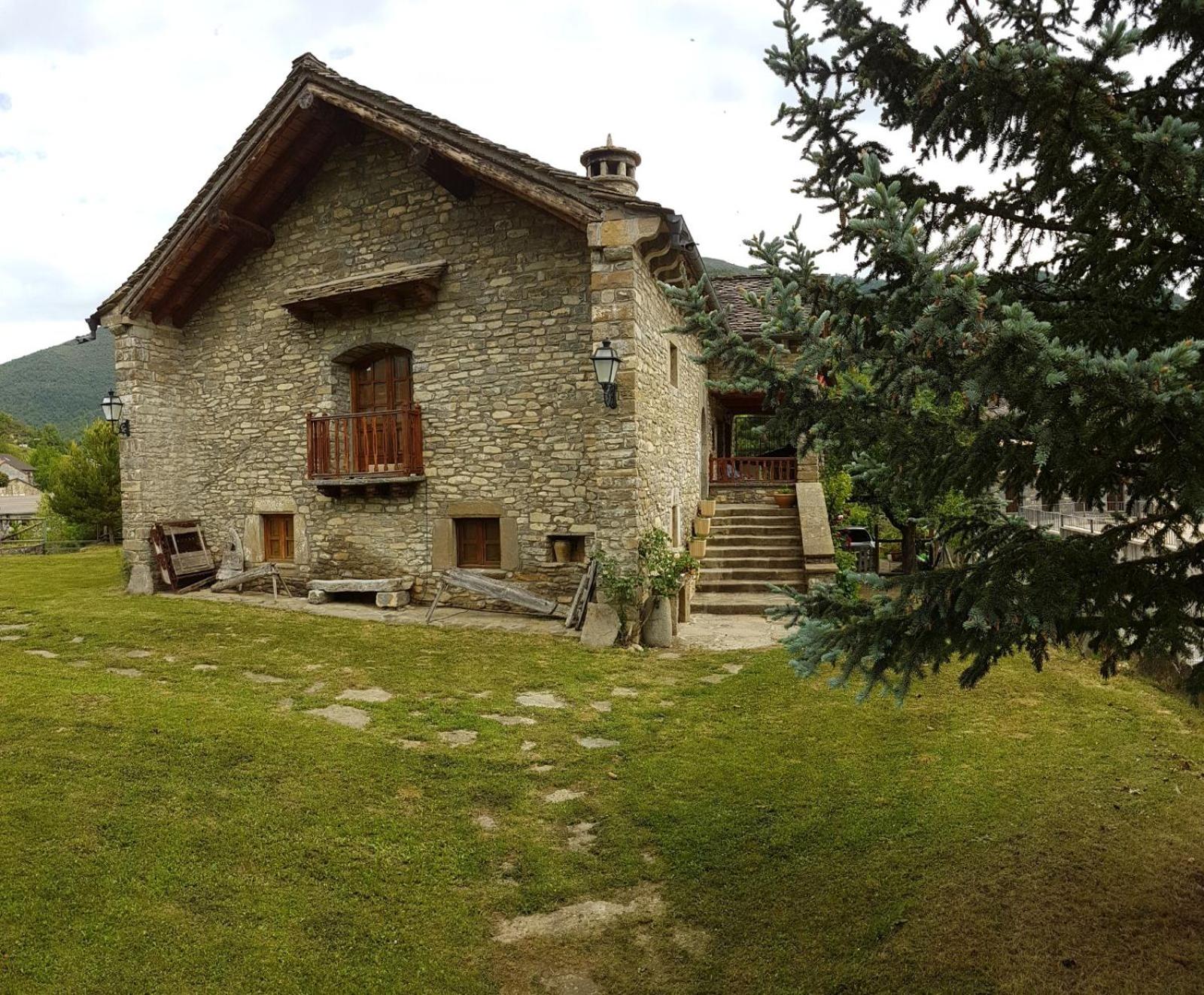 Photo 51