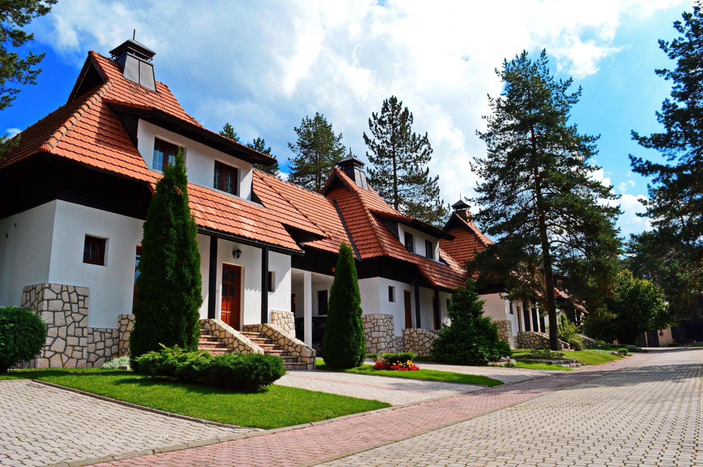 KRALjEVI KONACI ZLATIBOR view 3