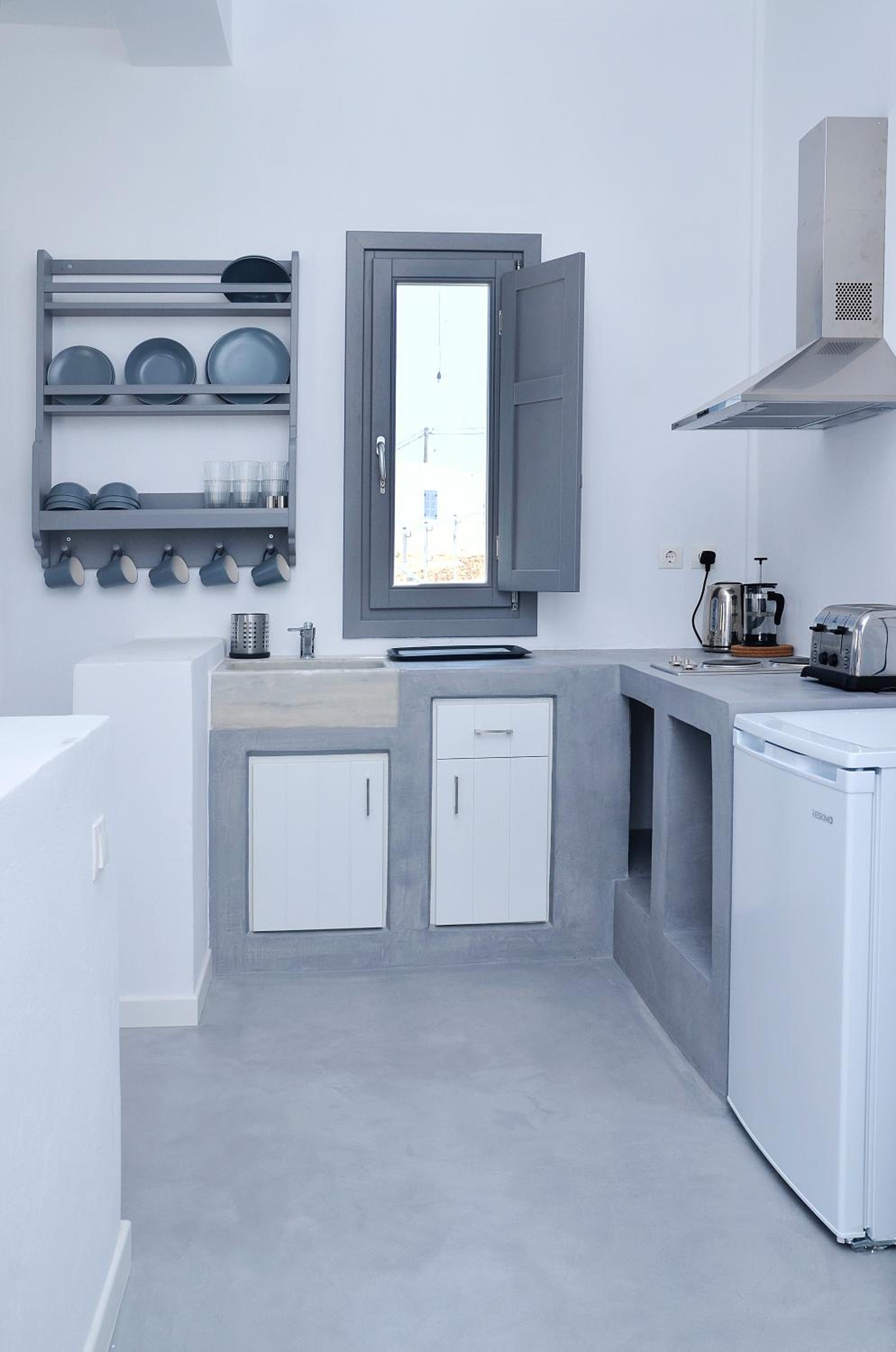 Ionathan Koufonisia Suites