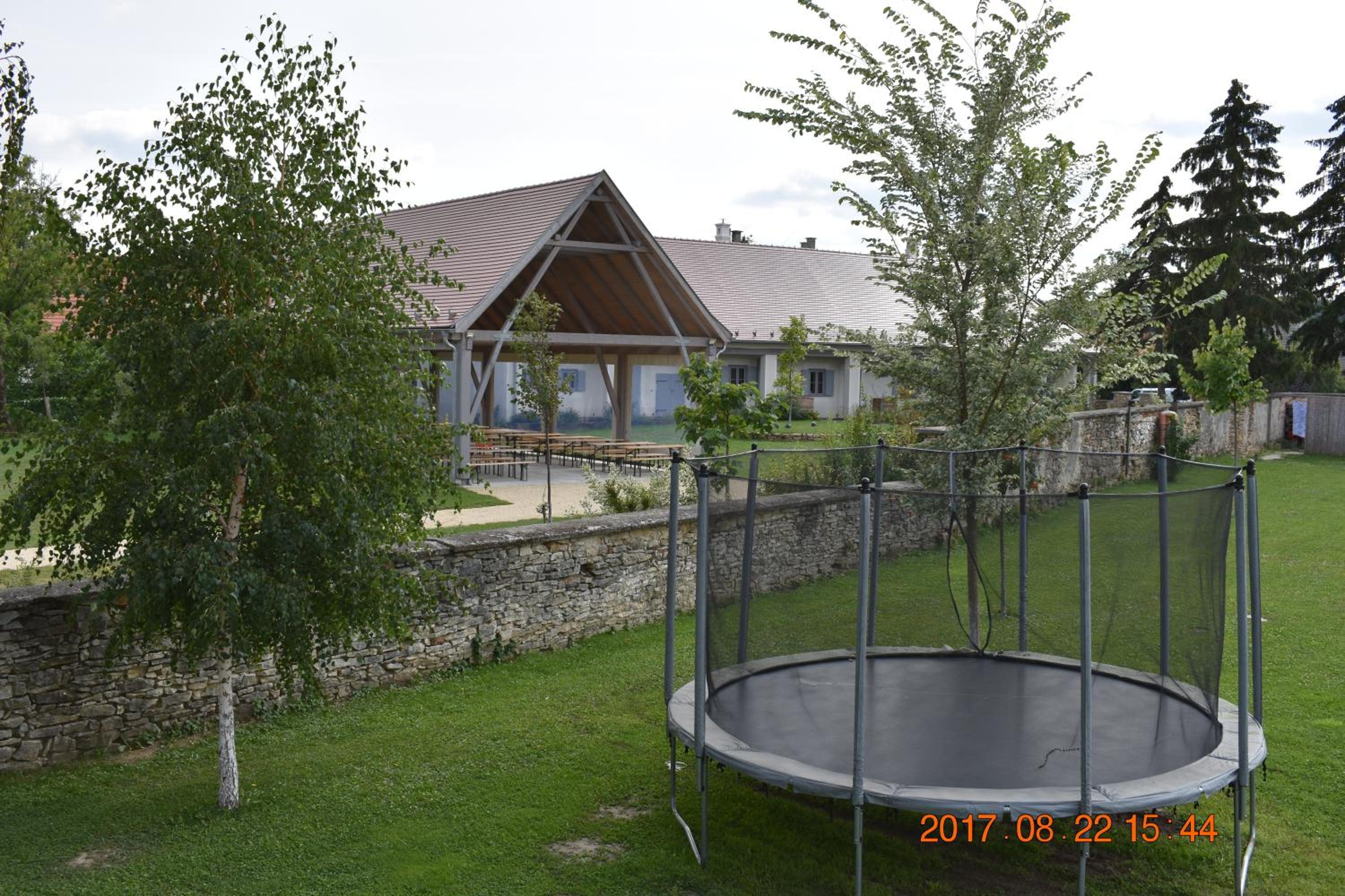 Photo 52
