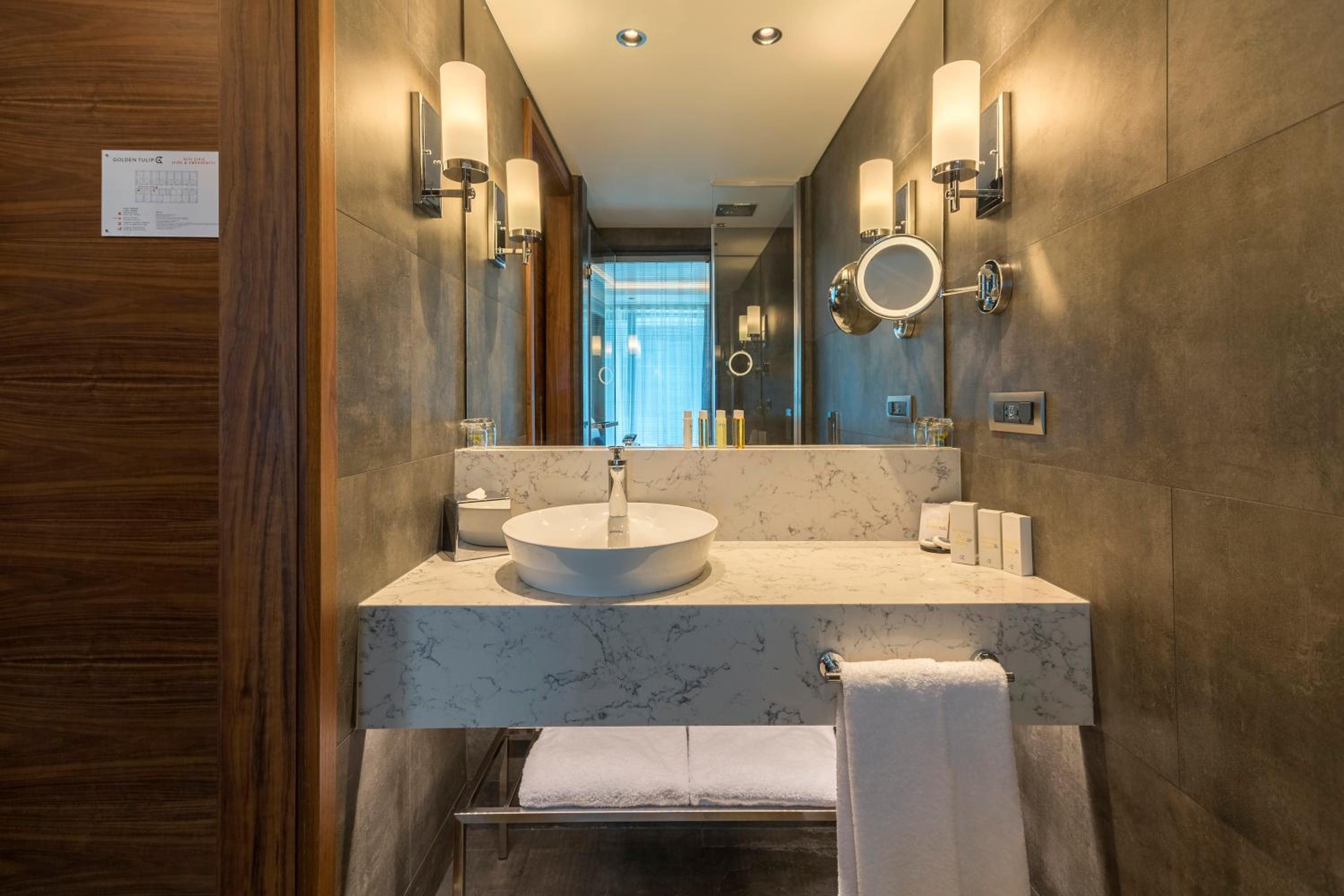 Golden Tulip İstanbul Bayrampaşa - Image 12