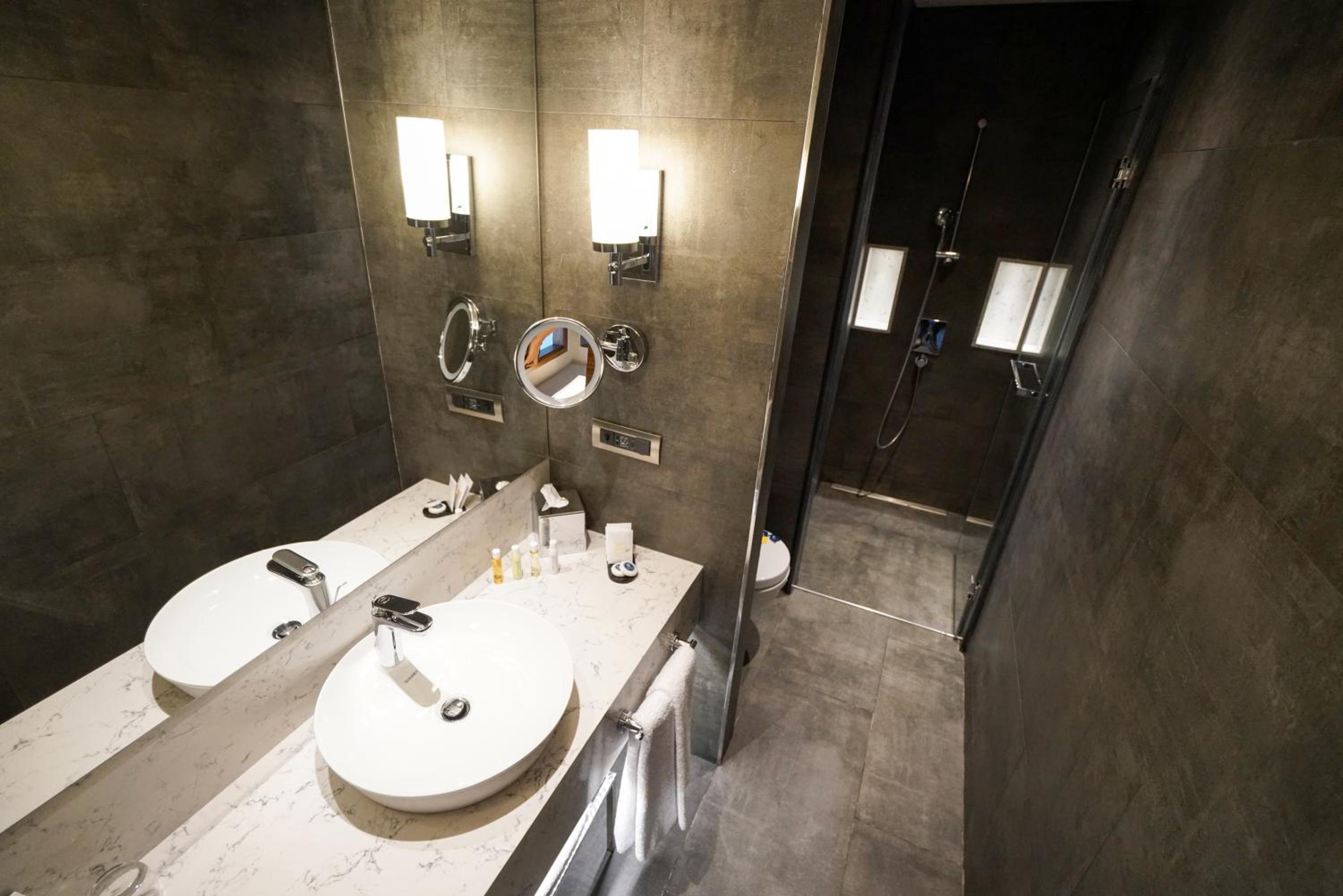 Golden Tulip İstanbul Bayrampaşa - Image 10