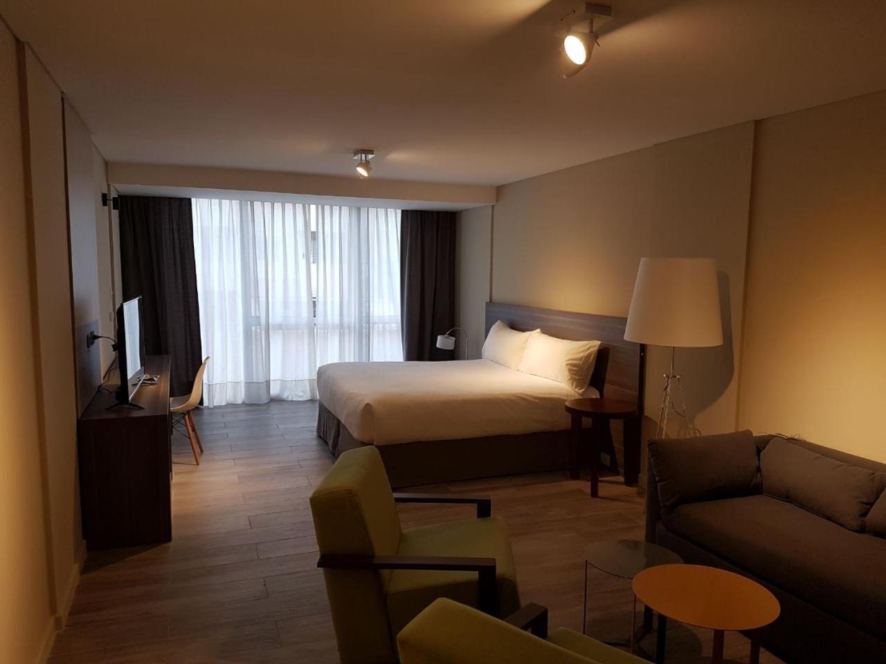 Olmos Suites