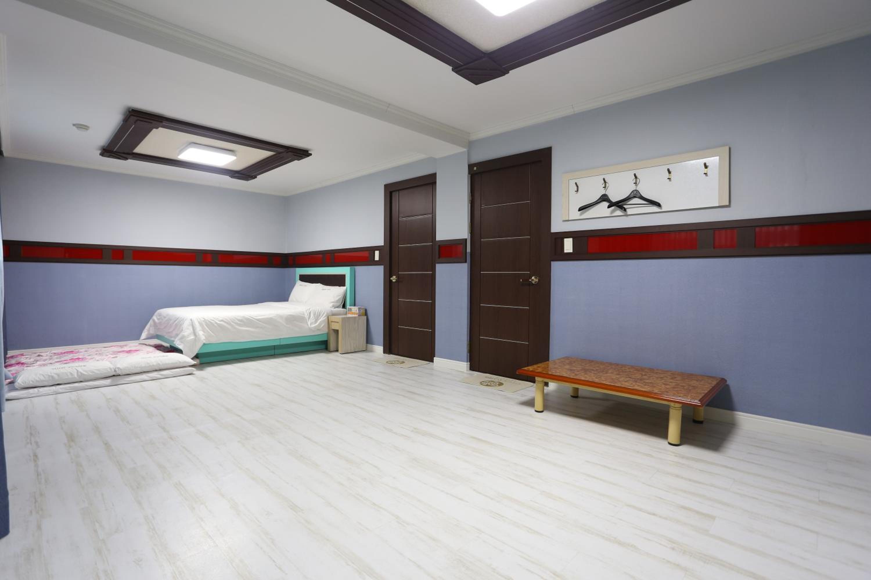 Paradaise Motel