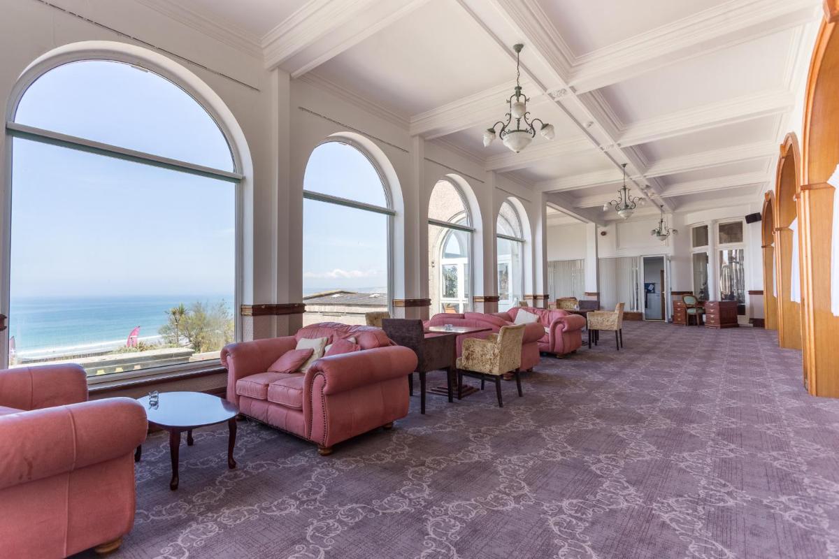 meeting room