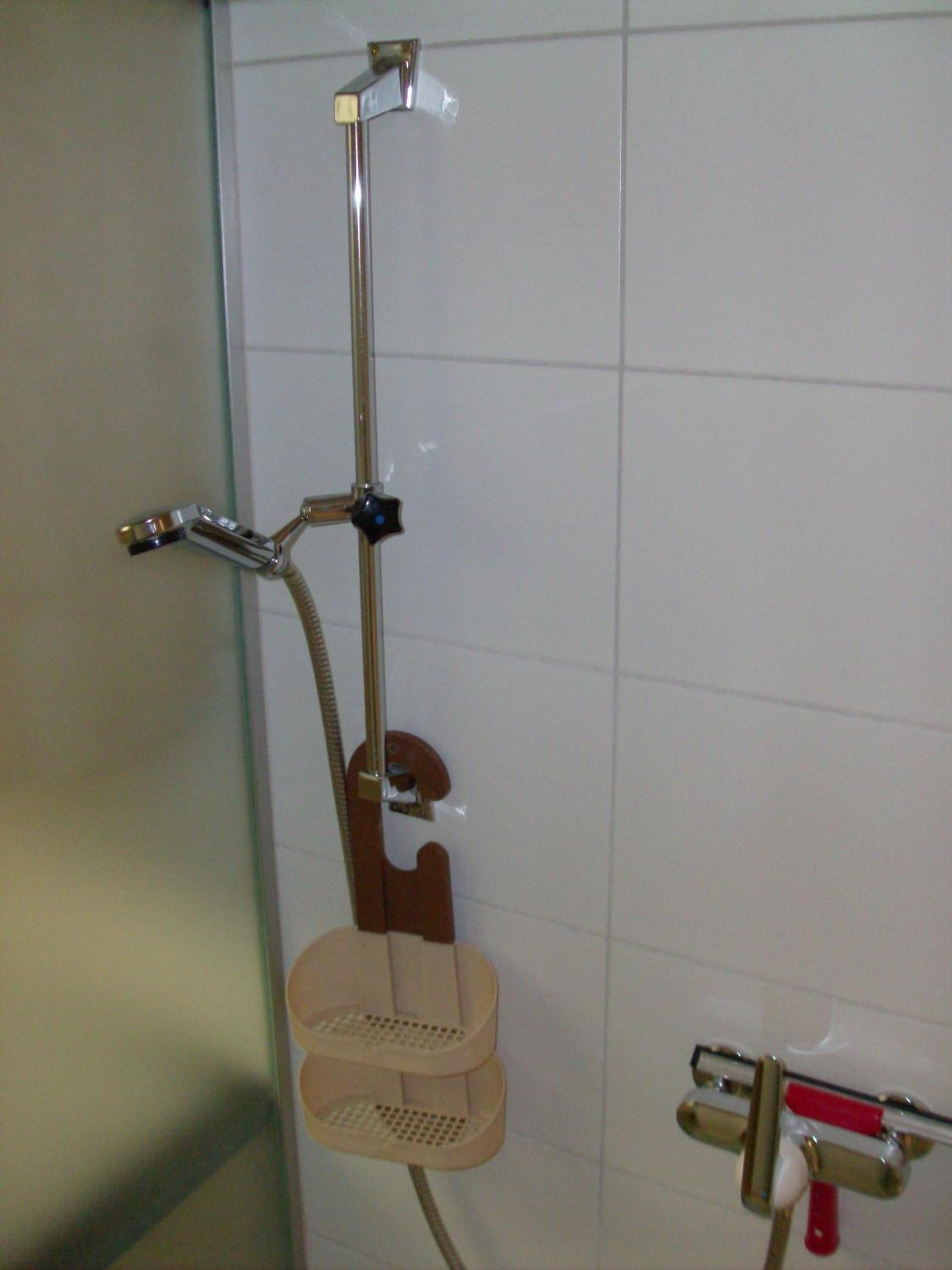 Photo 33
