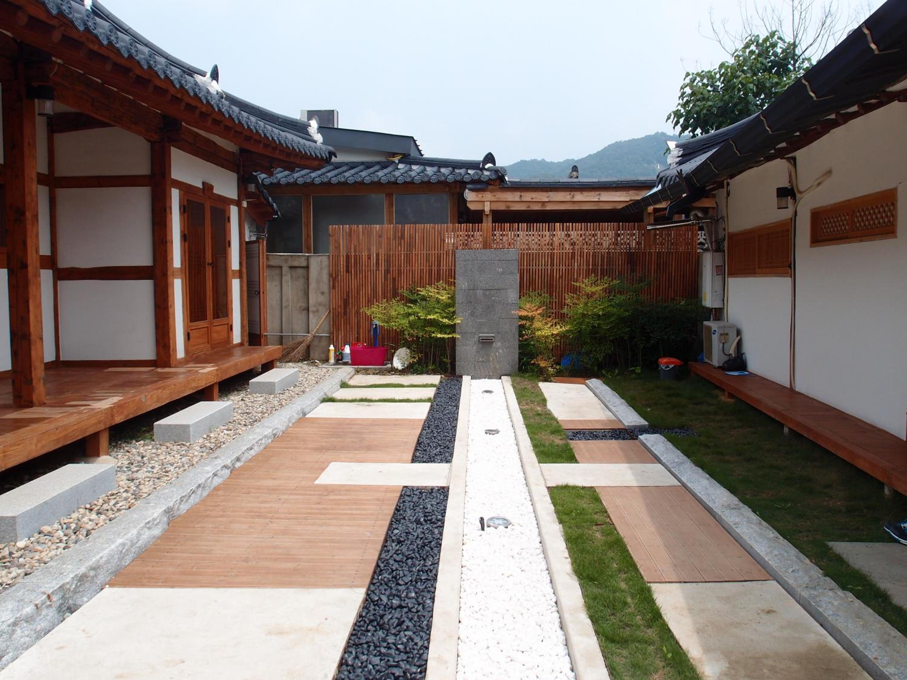 Sarangroo