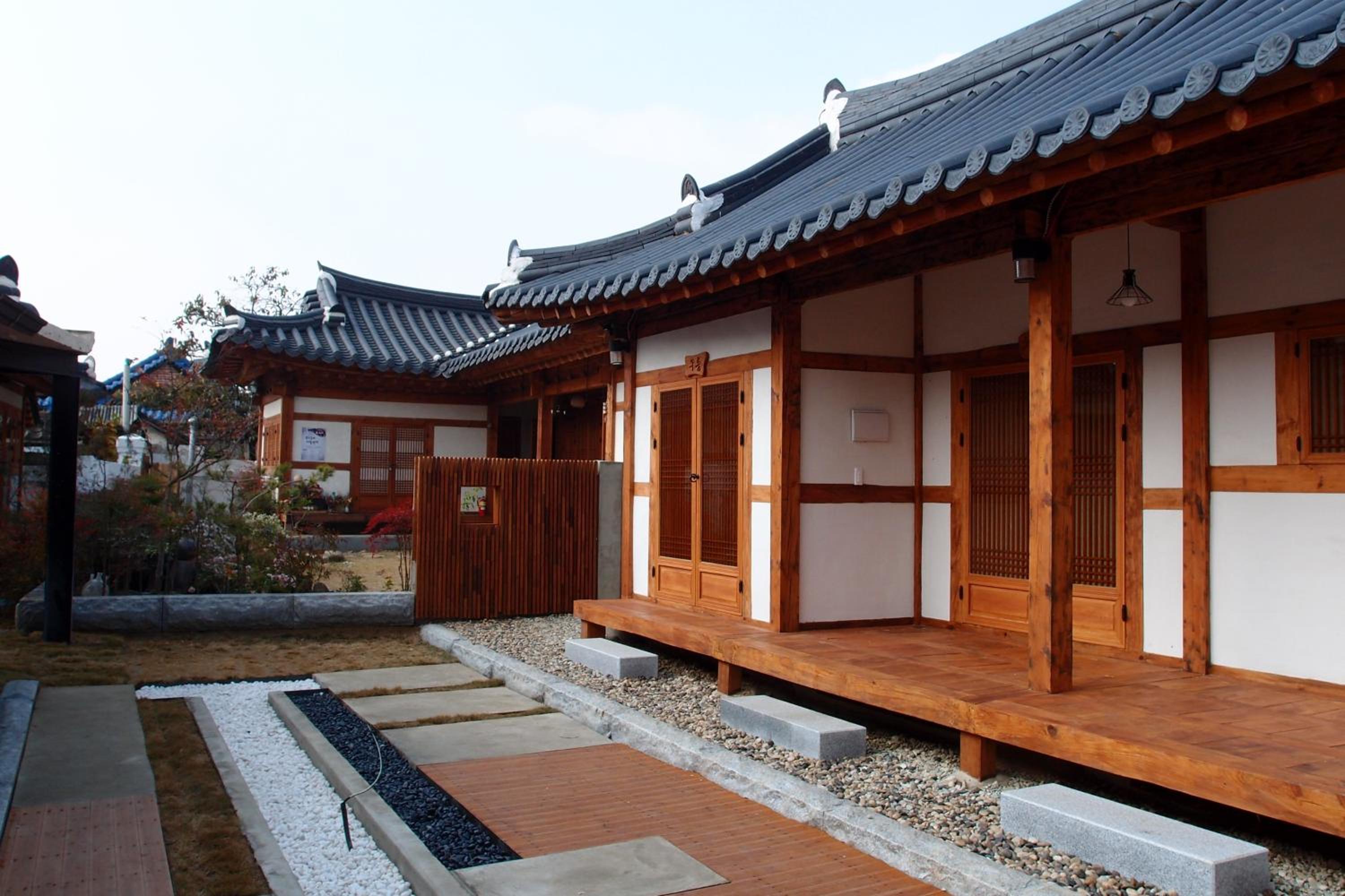 Sarangroo