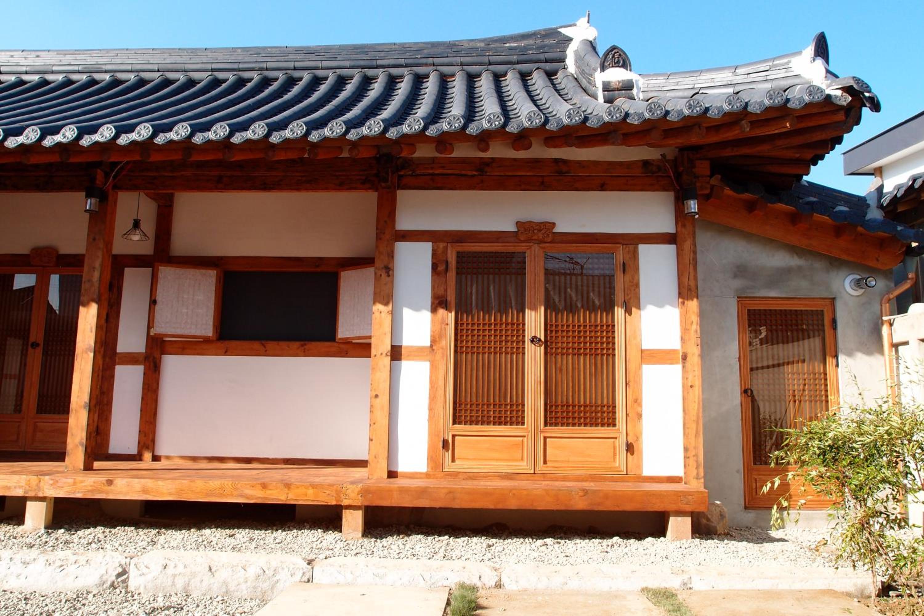 Sarangroo