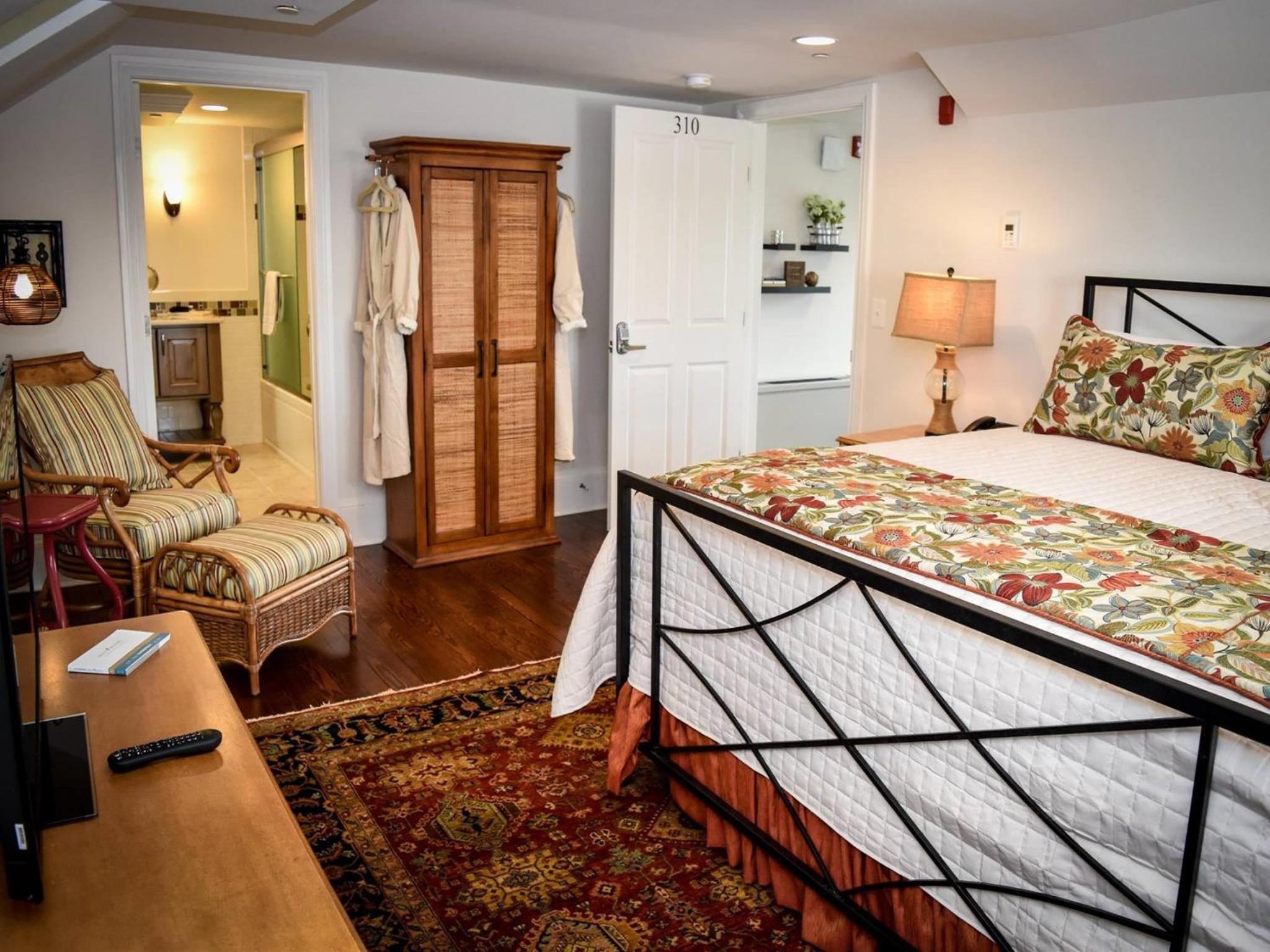 Inn at Evergreen