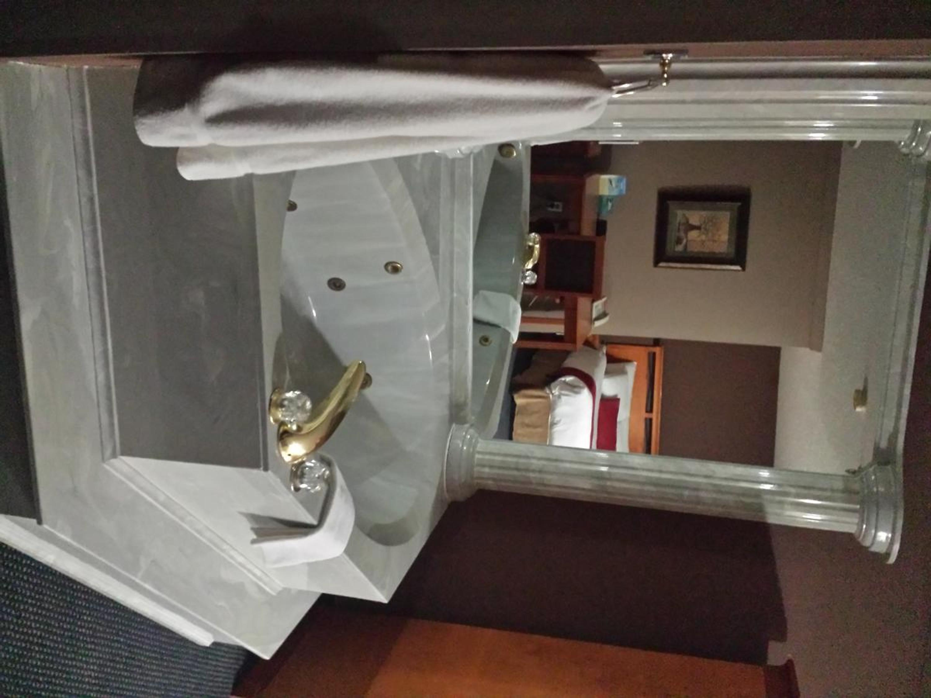 Prince Albert Vacations - South Hill Lodge - Property Image 56