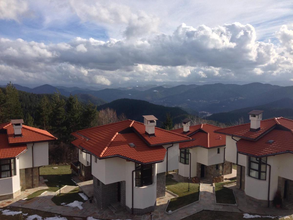 Cassiopea Villas