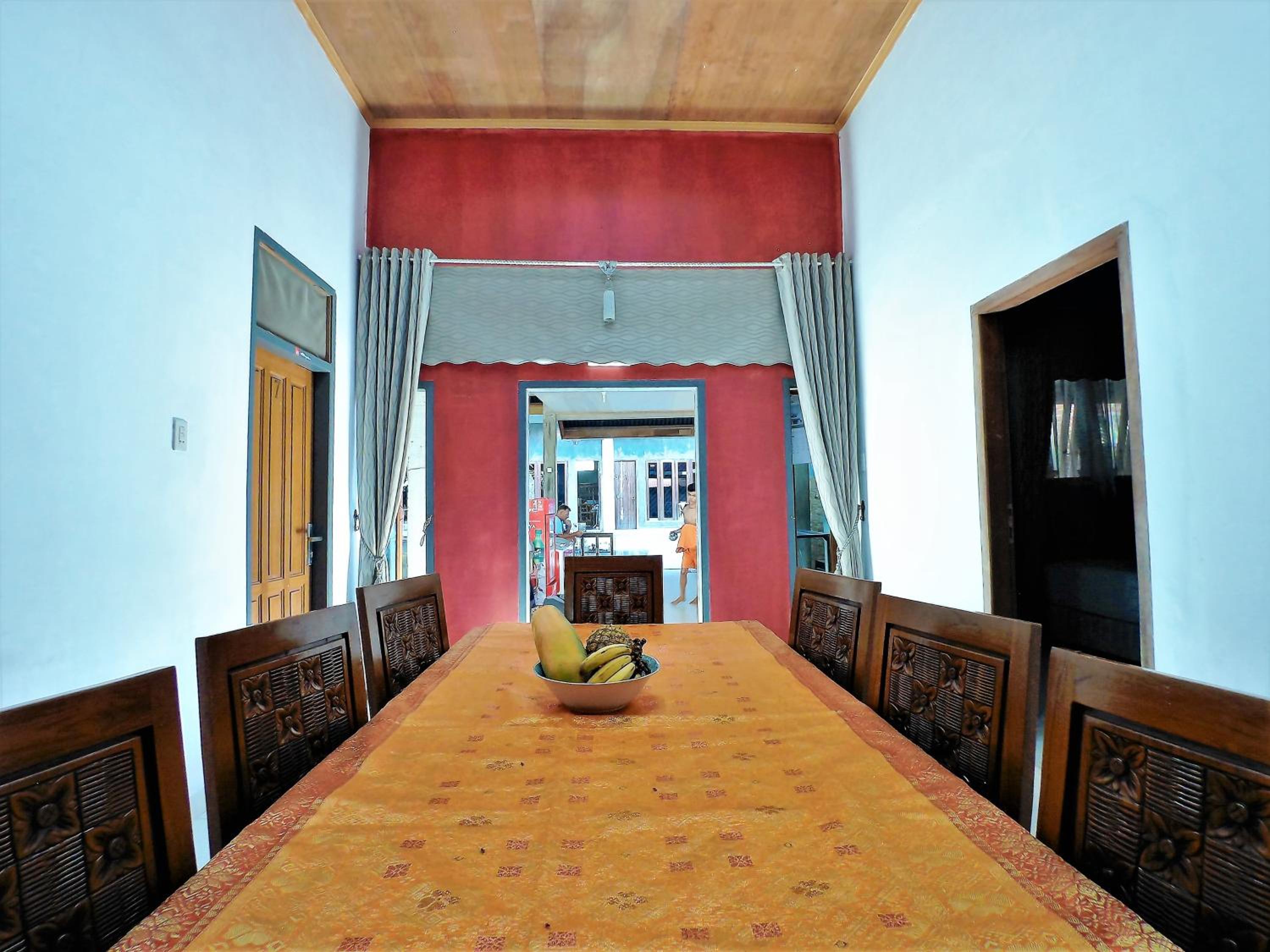 Eddie's Homestay view 5