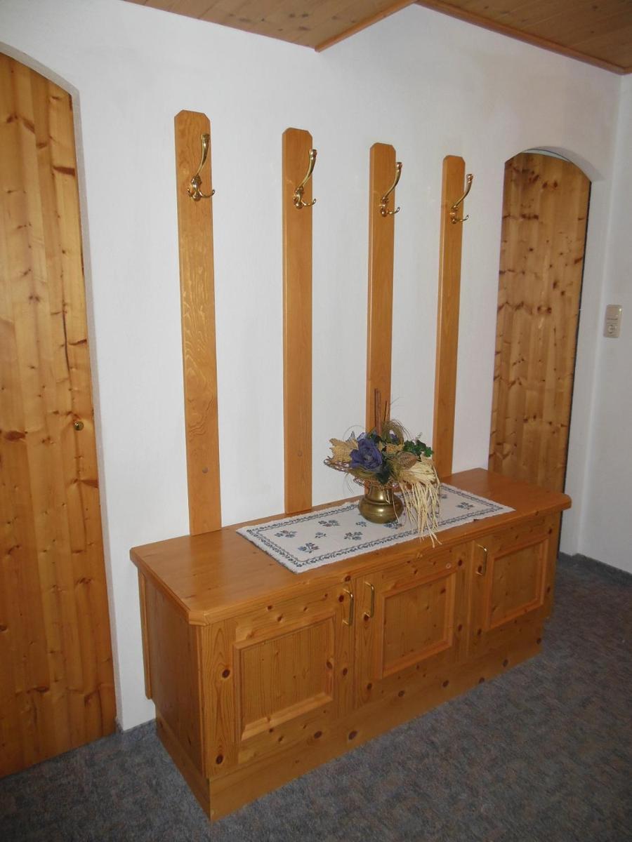 Photo 33