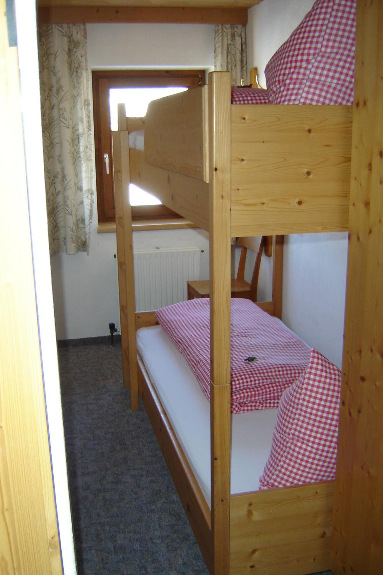 Photo 32