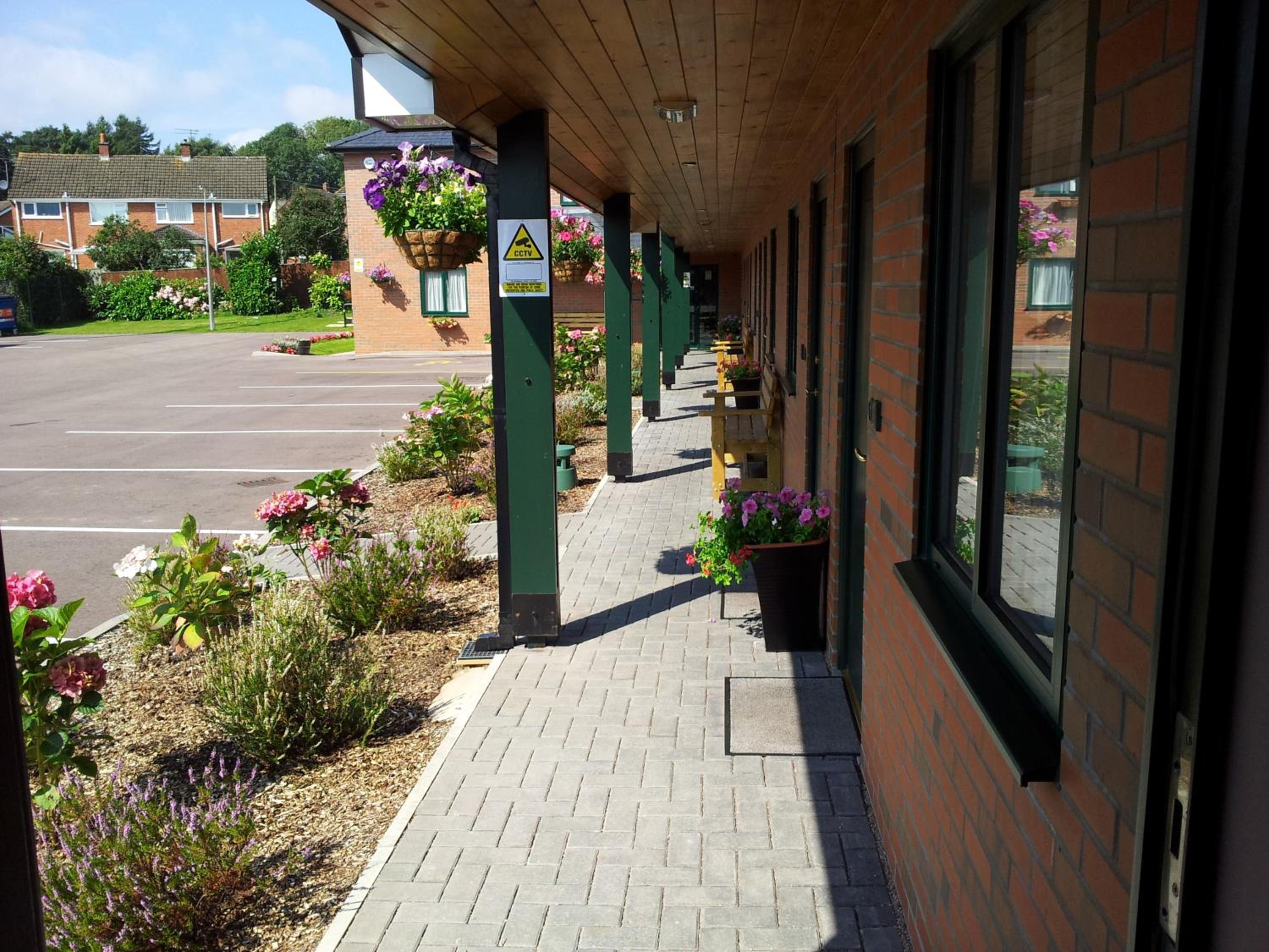 Deangate Motel