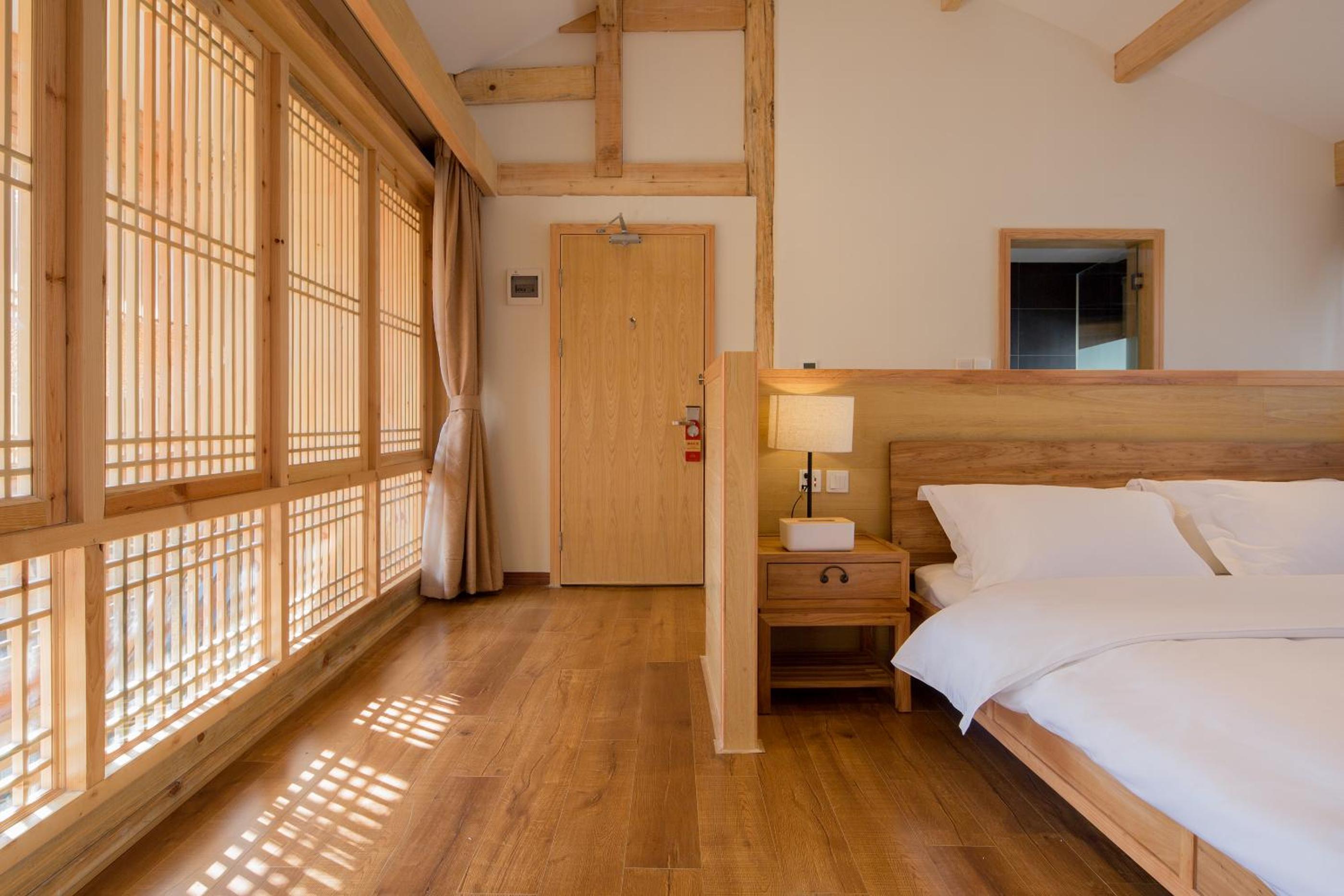 Lijiang Sunshine Nali Inn