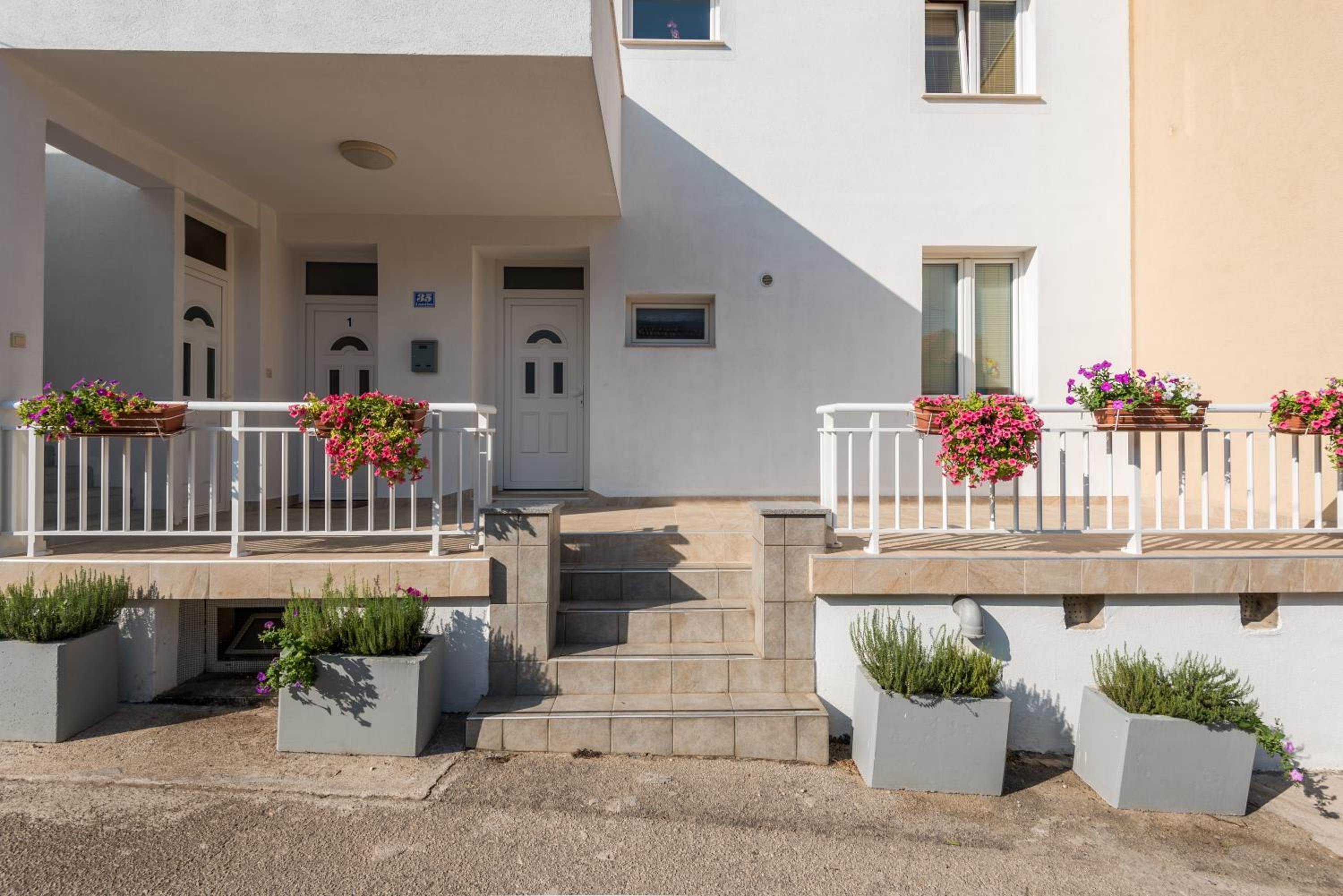 Apartments Galeb view 2