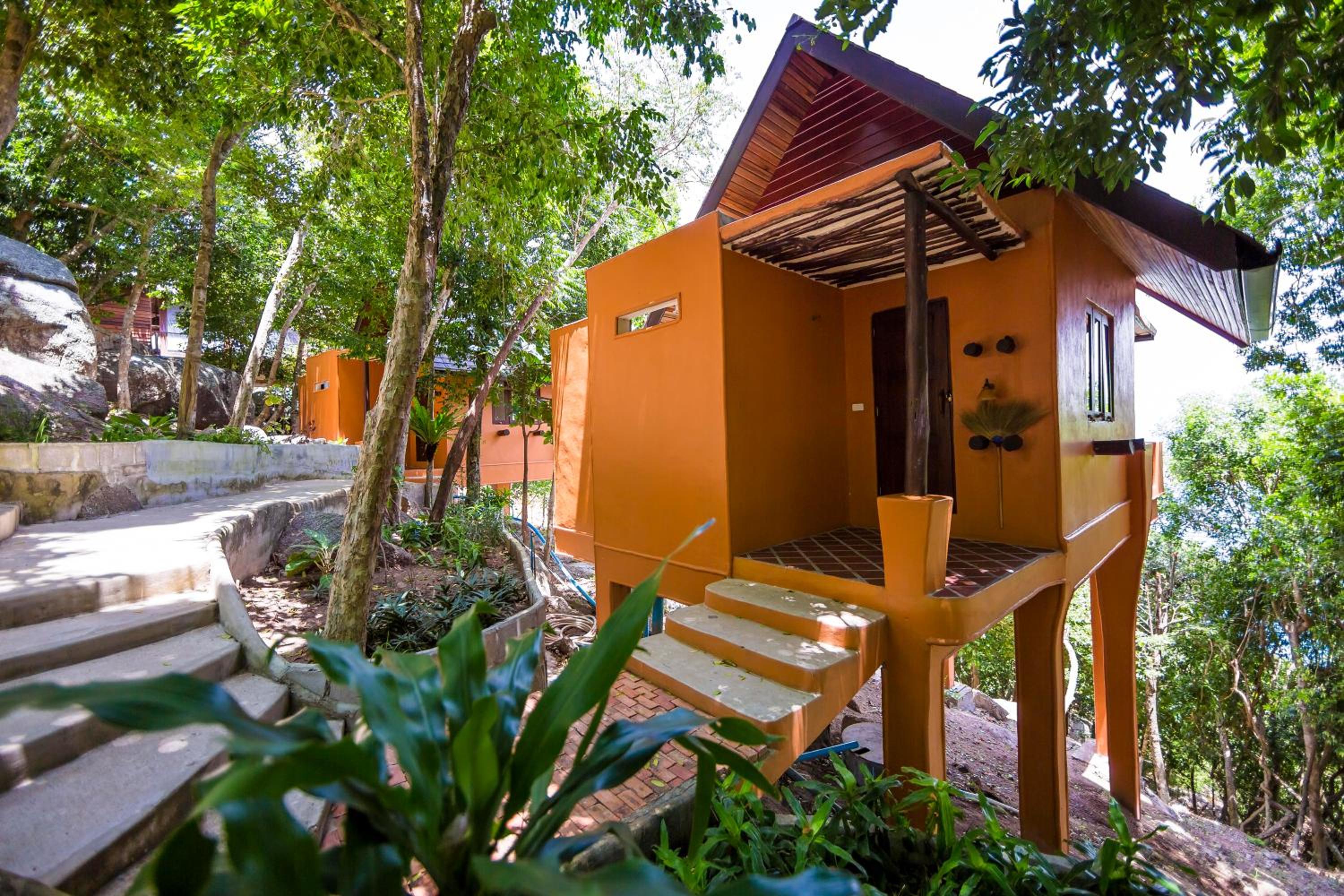 Baan Talay Koh Tao Resort & Yoga
