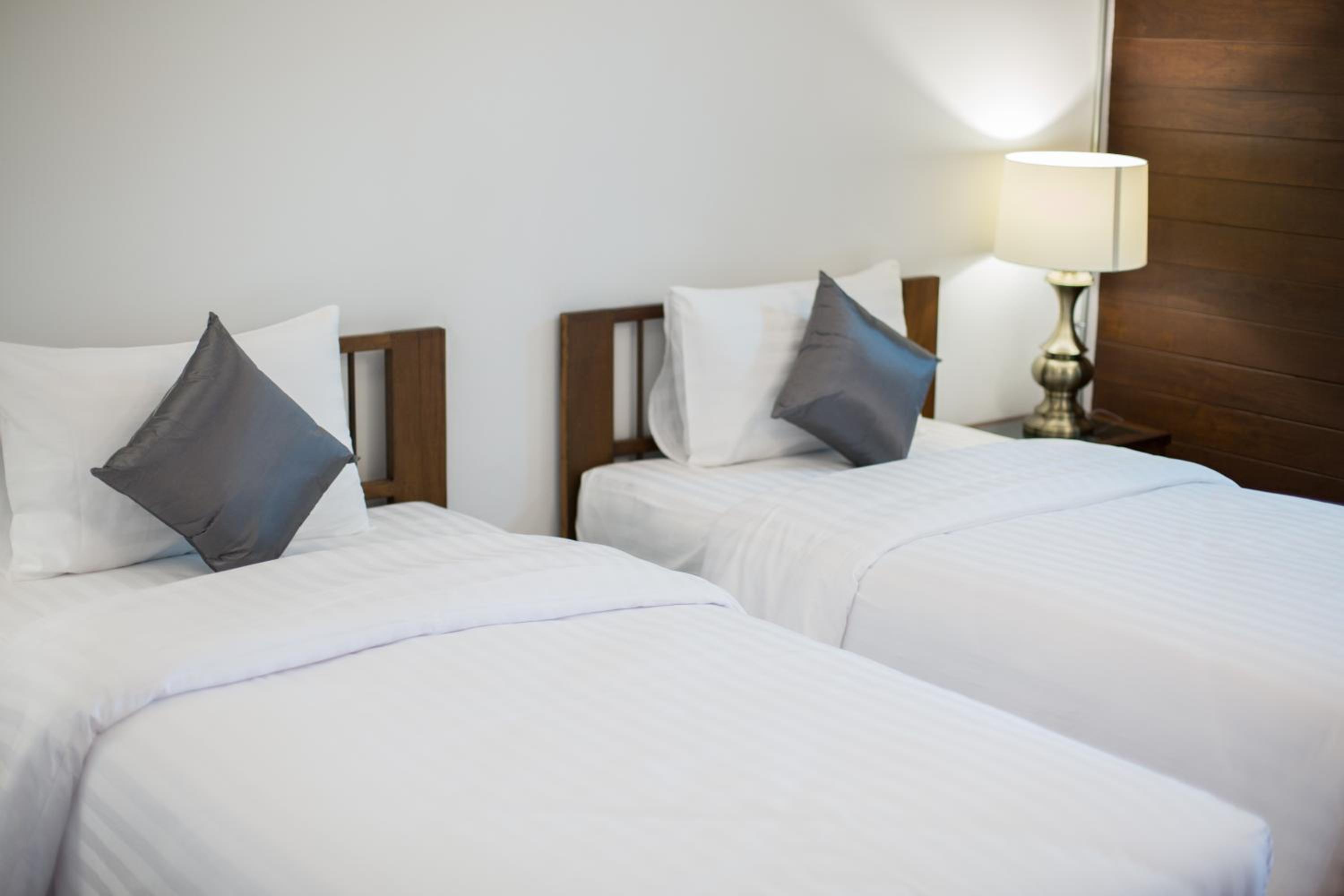 NightBazaar Inn Hotel 11