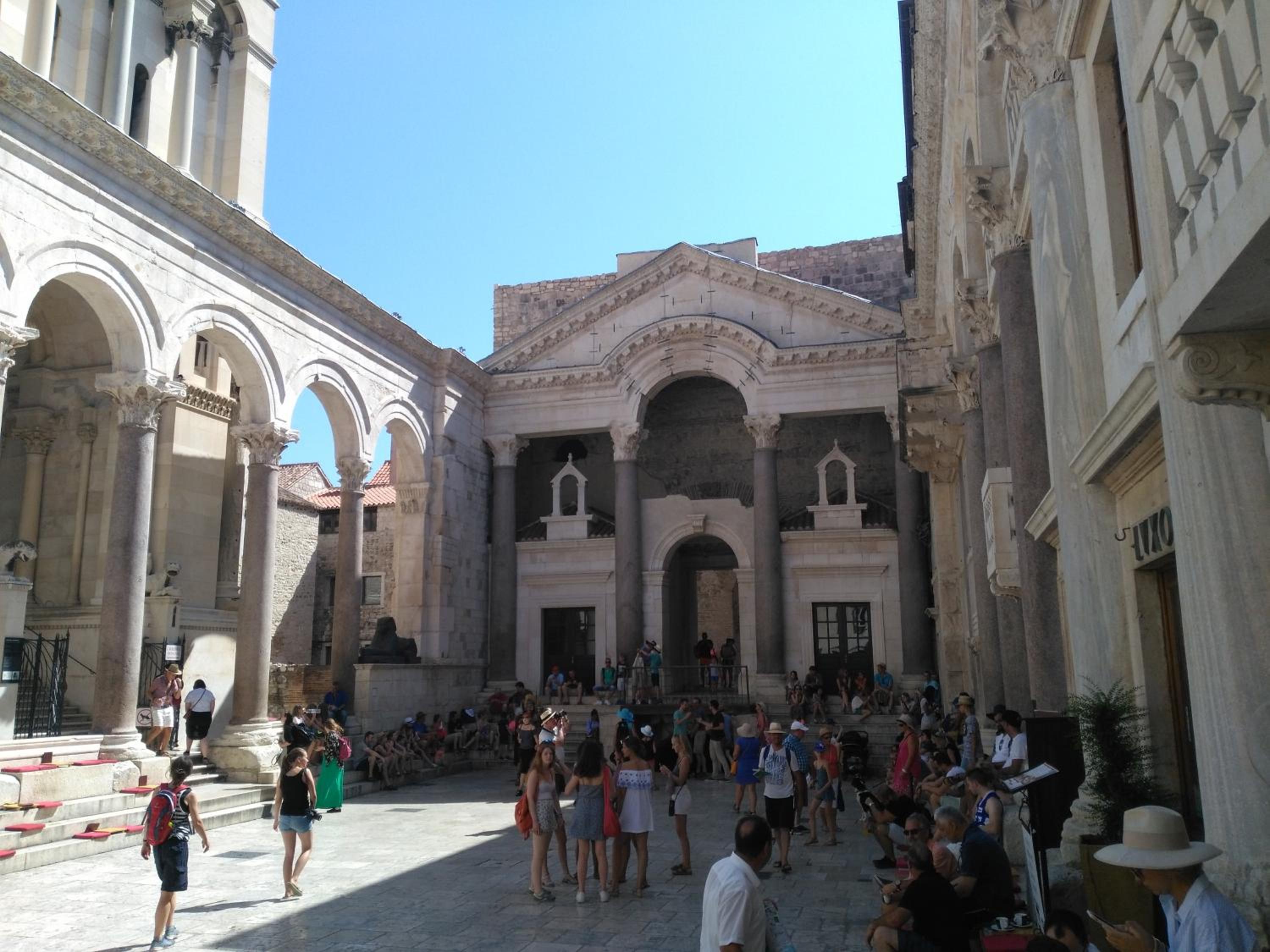 Photo 26