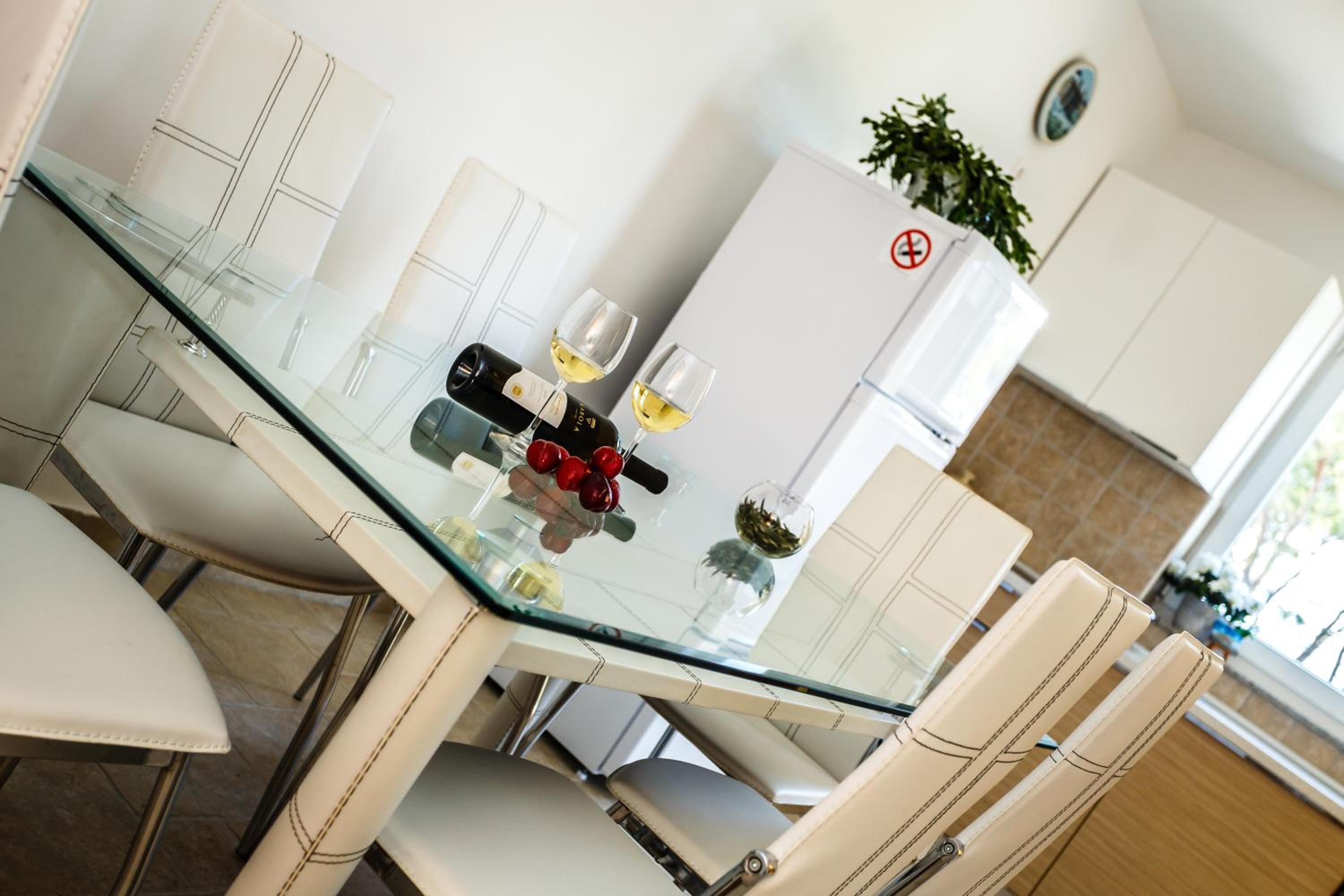Mare & Mons Seafront Apartments