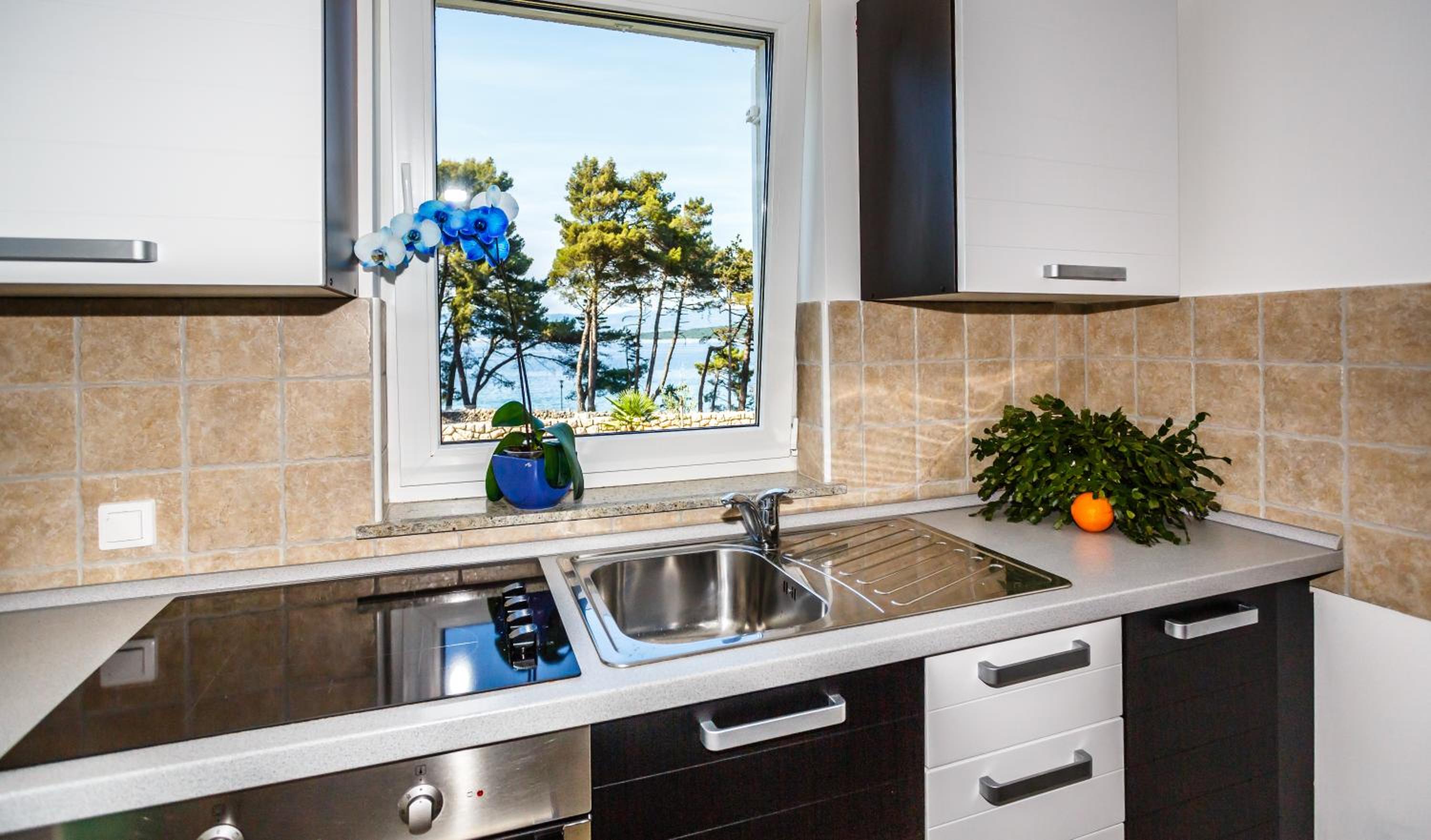 Mare & Mons Seafront Apartments