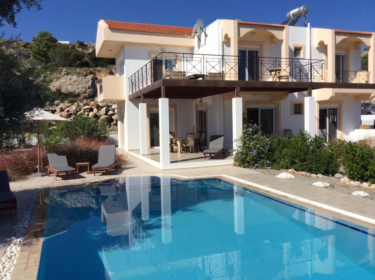 Hotel Villa Tsampika - Image 1