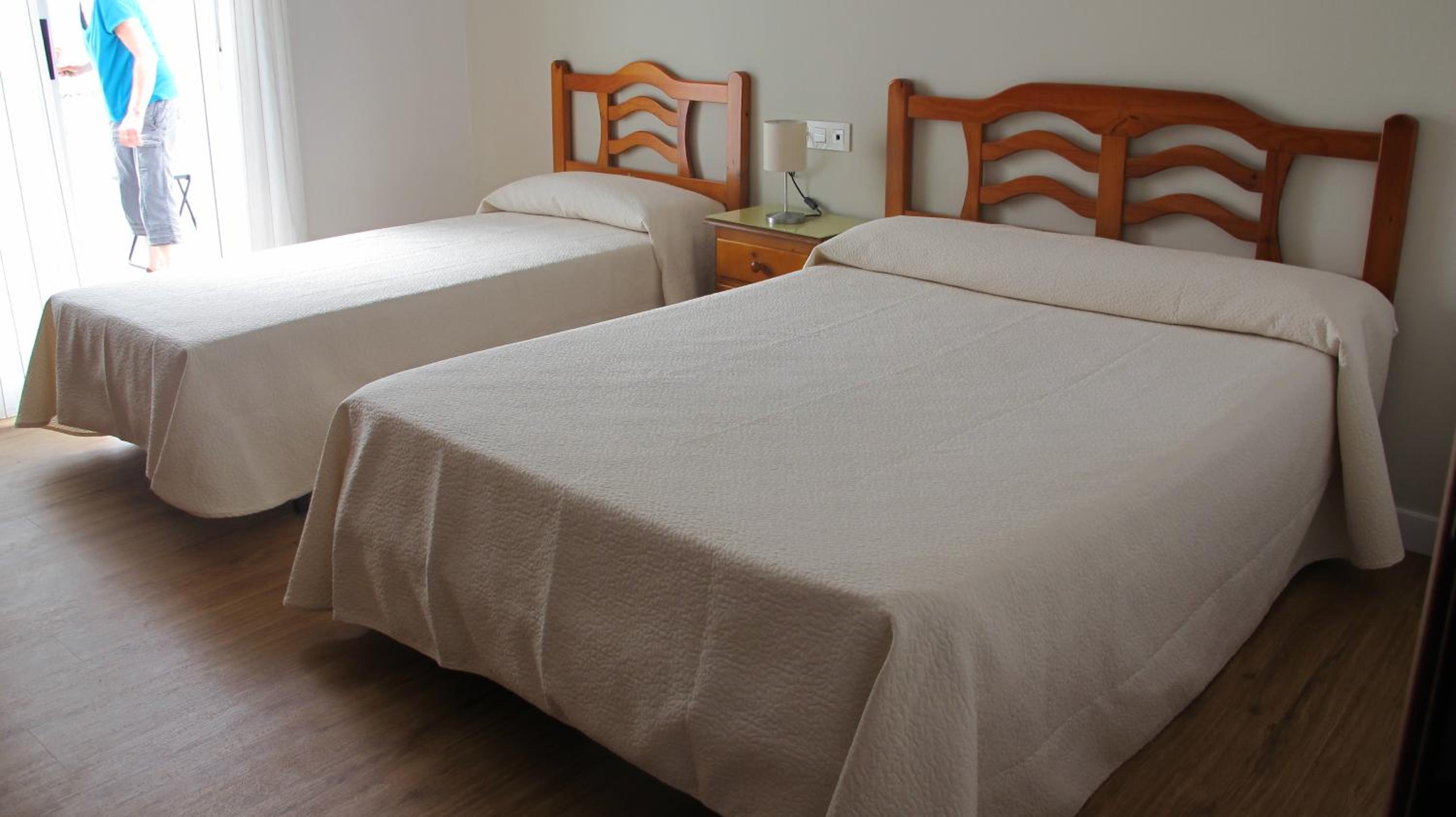 Hostal Onteniente view 4