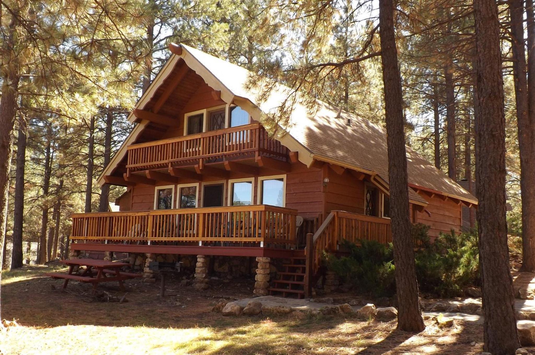 Arizona Mountain Inn & Cabins