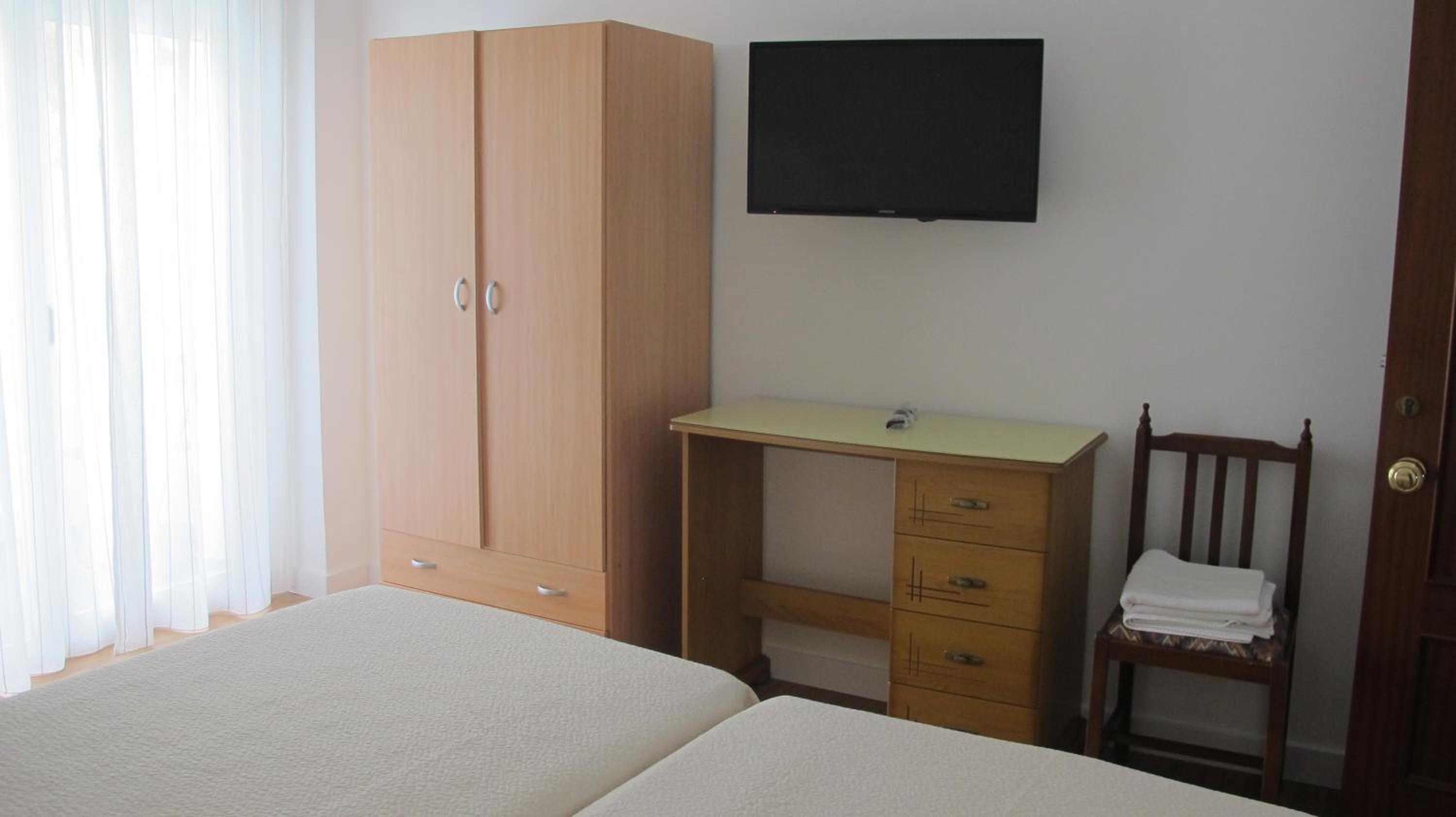 Hostal Onteniente view 5